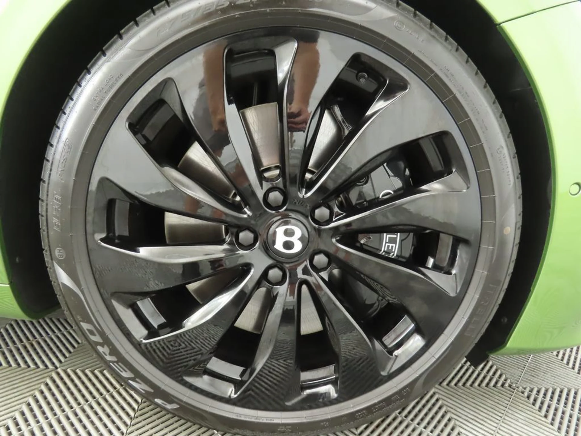 mph030_1738661898_new_2025_bentley_continental_gtblackeditioncoupe_8119_22910192_31_1024_4f95a54d25