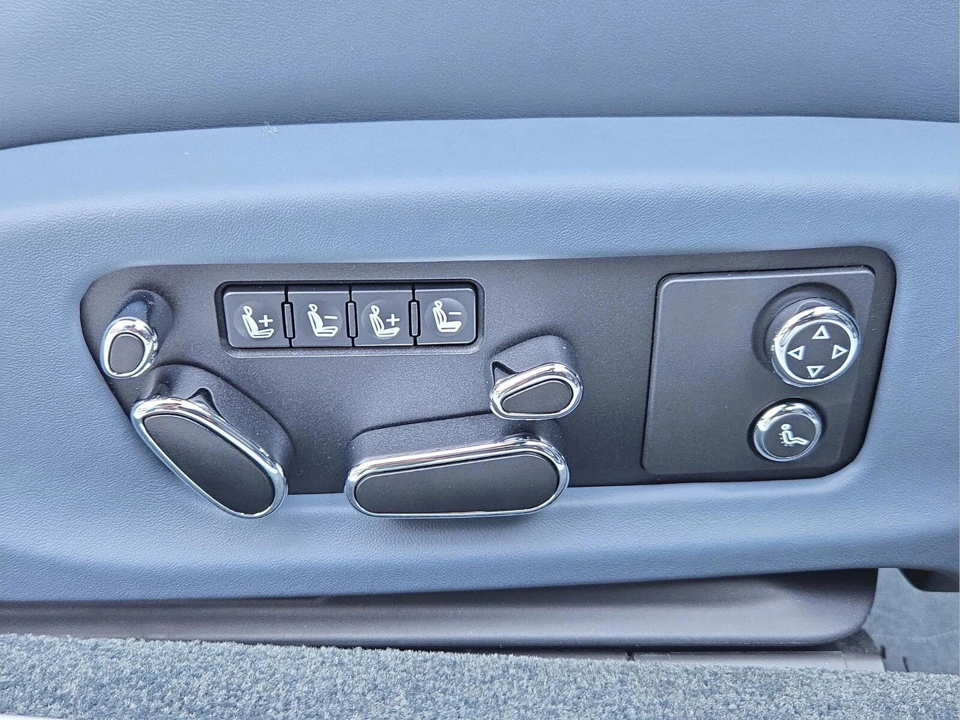 mph030_1742390667_64f72625d56f8a316d12280f3c85409bx_ac6182c600