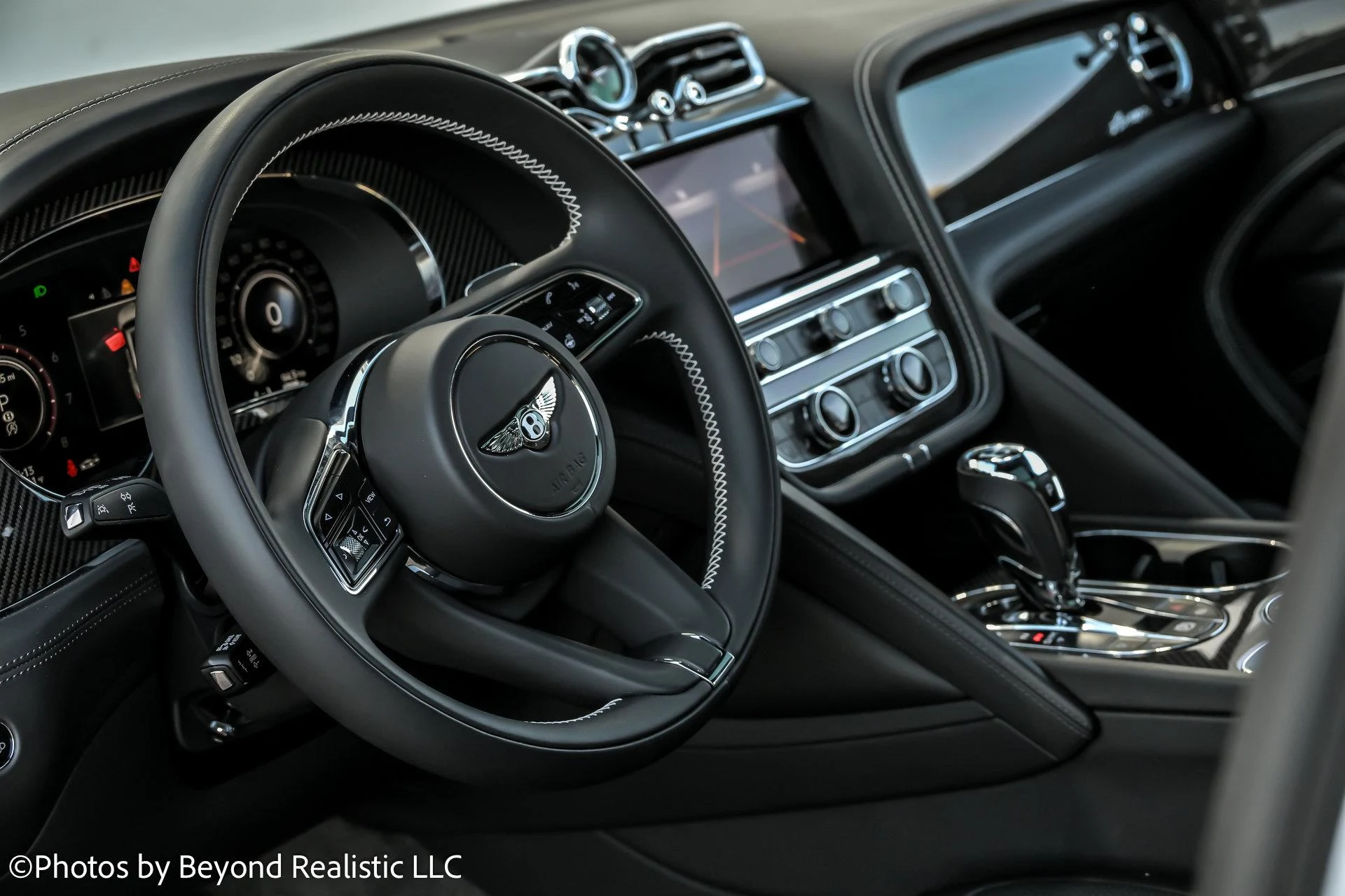 mph030_1750155859_Used_2024_Bentley_Bentayga_V8_1764105180_8408d74bd7