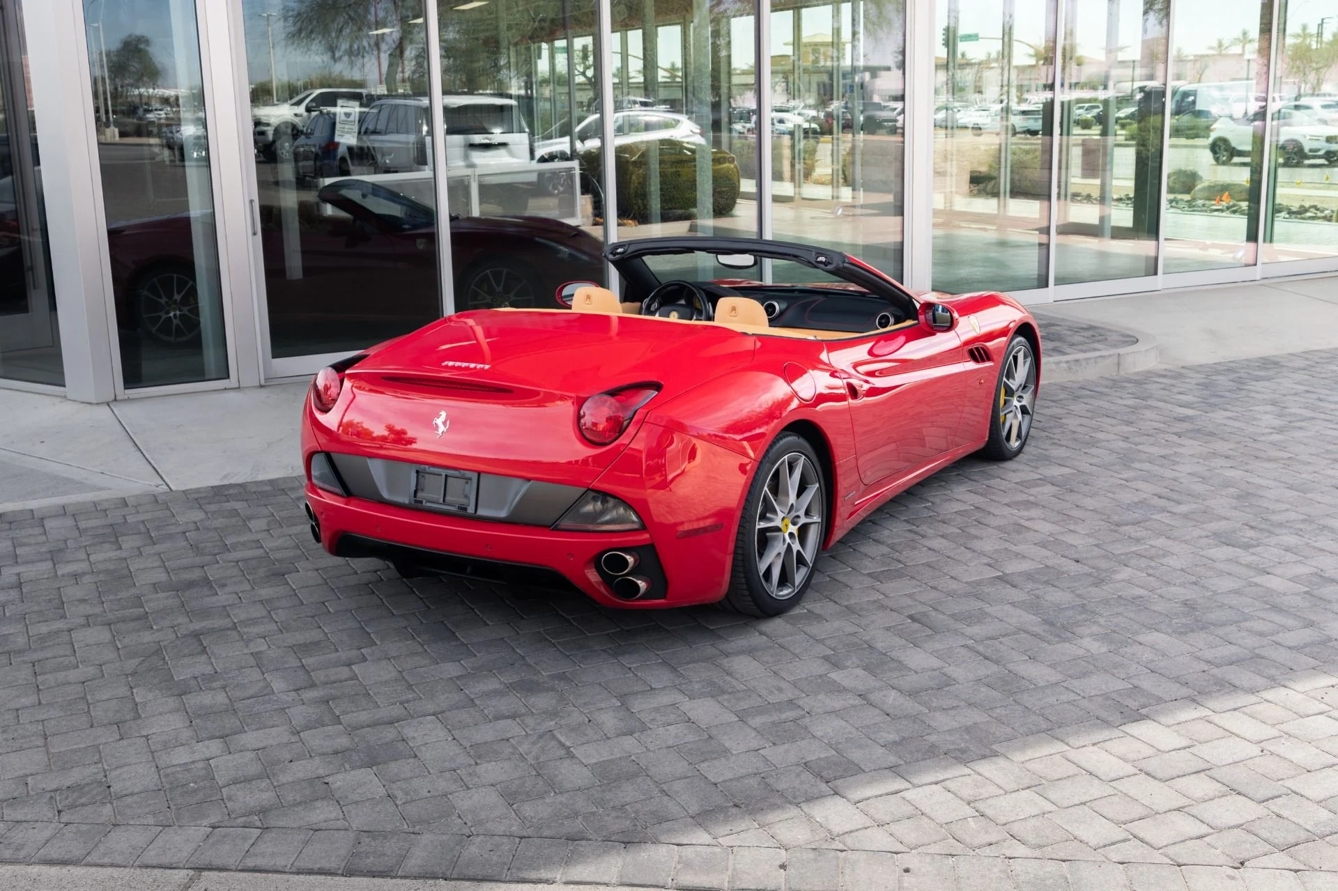 mph030_1753495239_Used_2010_Ferrari_California_1772055115_66a06e98ba