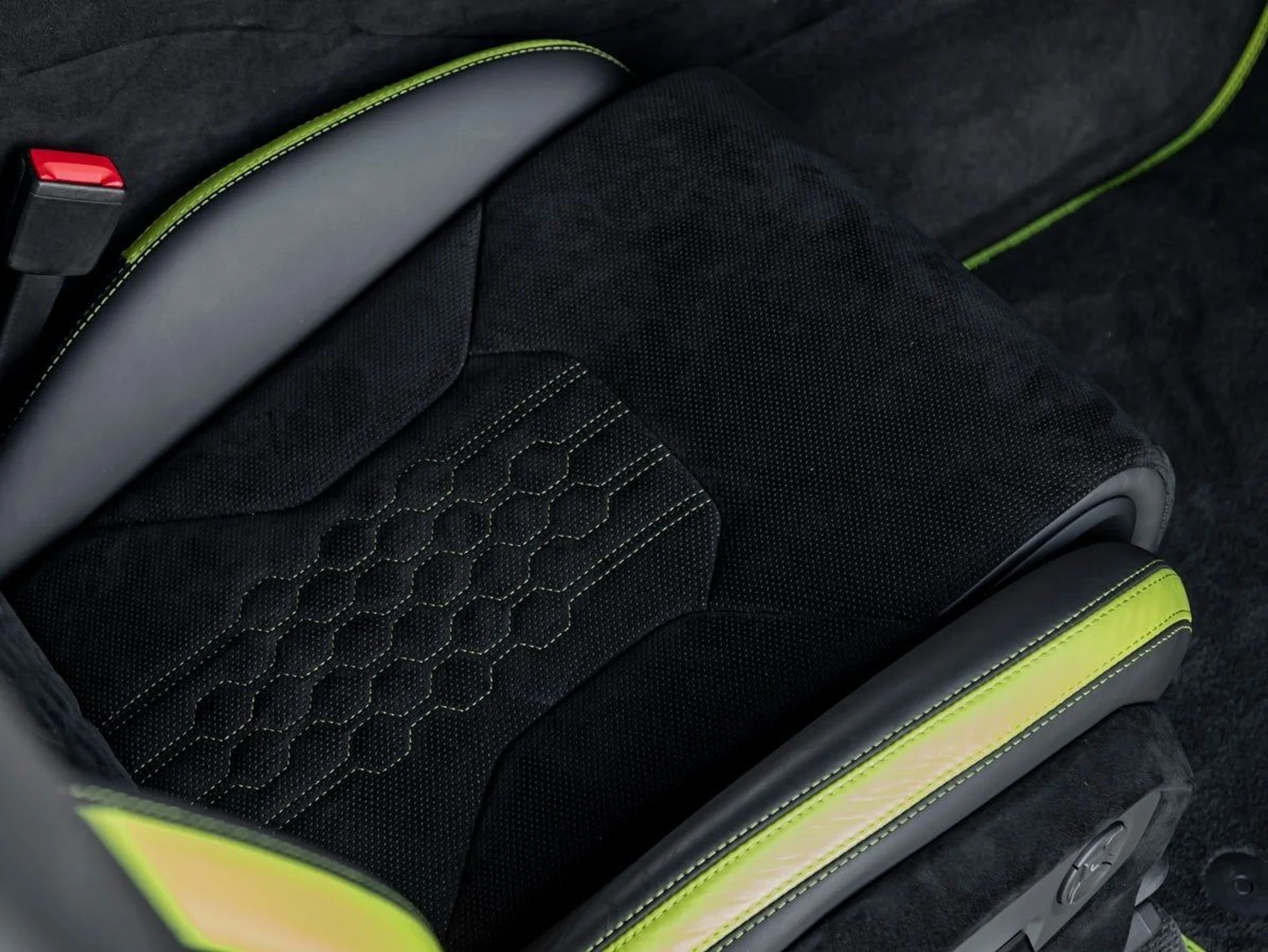 mph030_175669168_31_69fca8ad35