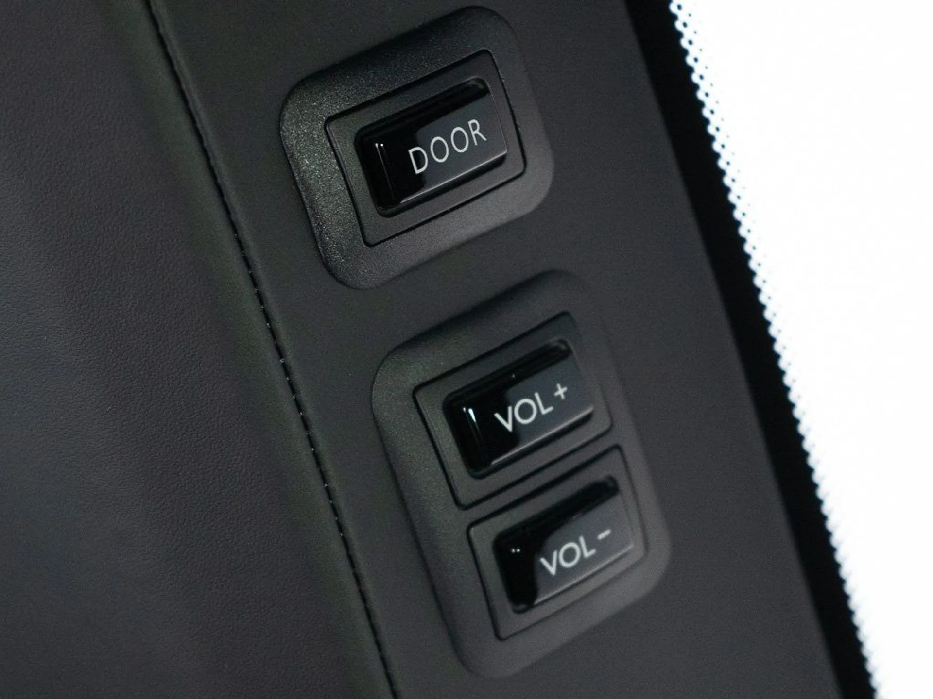 mph030_1764450392_ee66dc3b286720186797a15d251db21b_56fd78204e