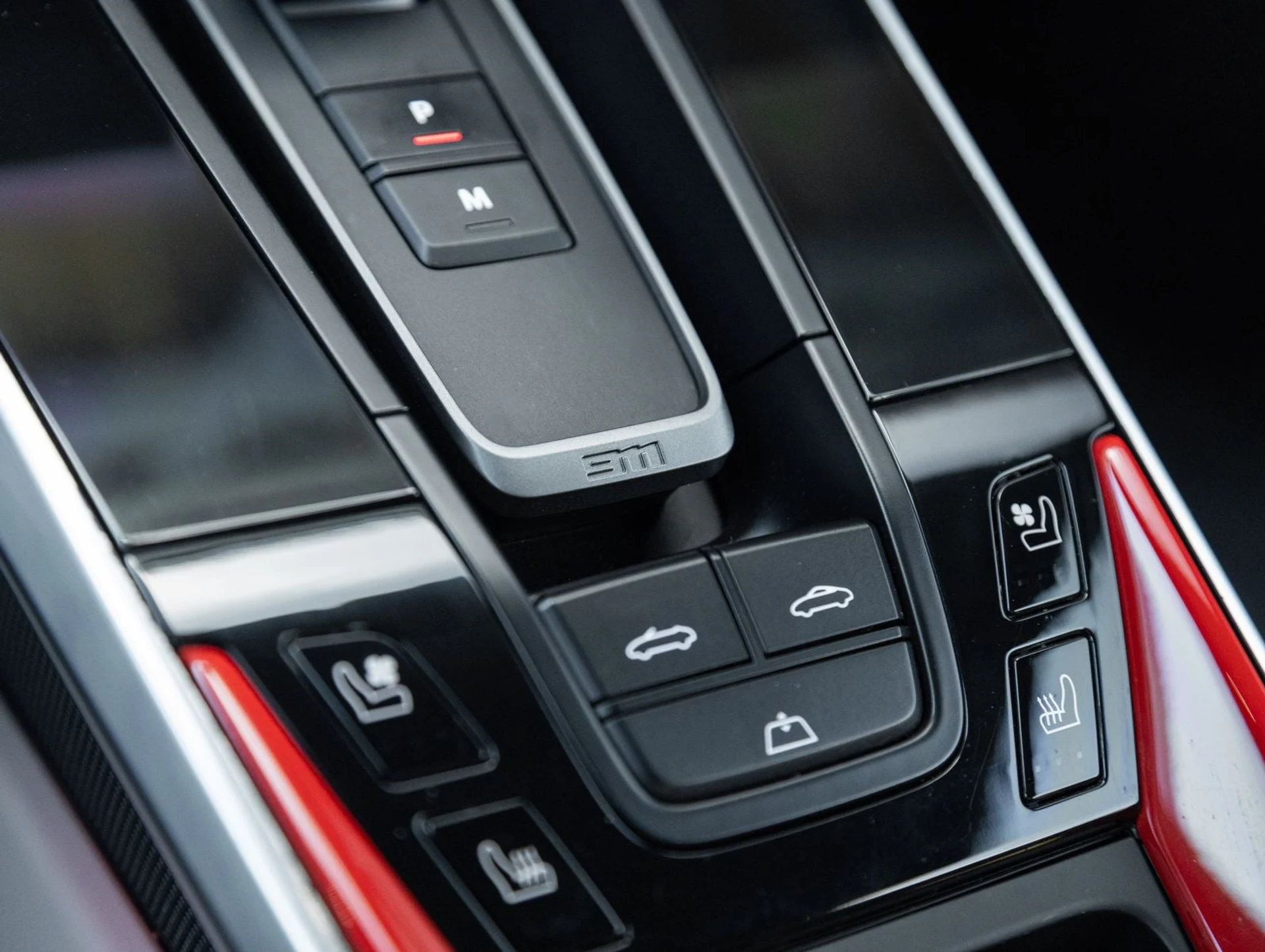 mph030_179503428_31_7eac46813e