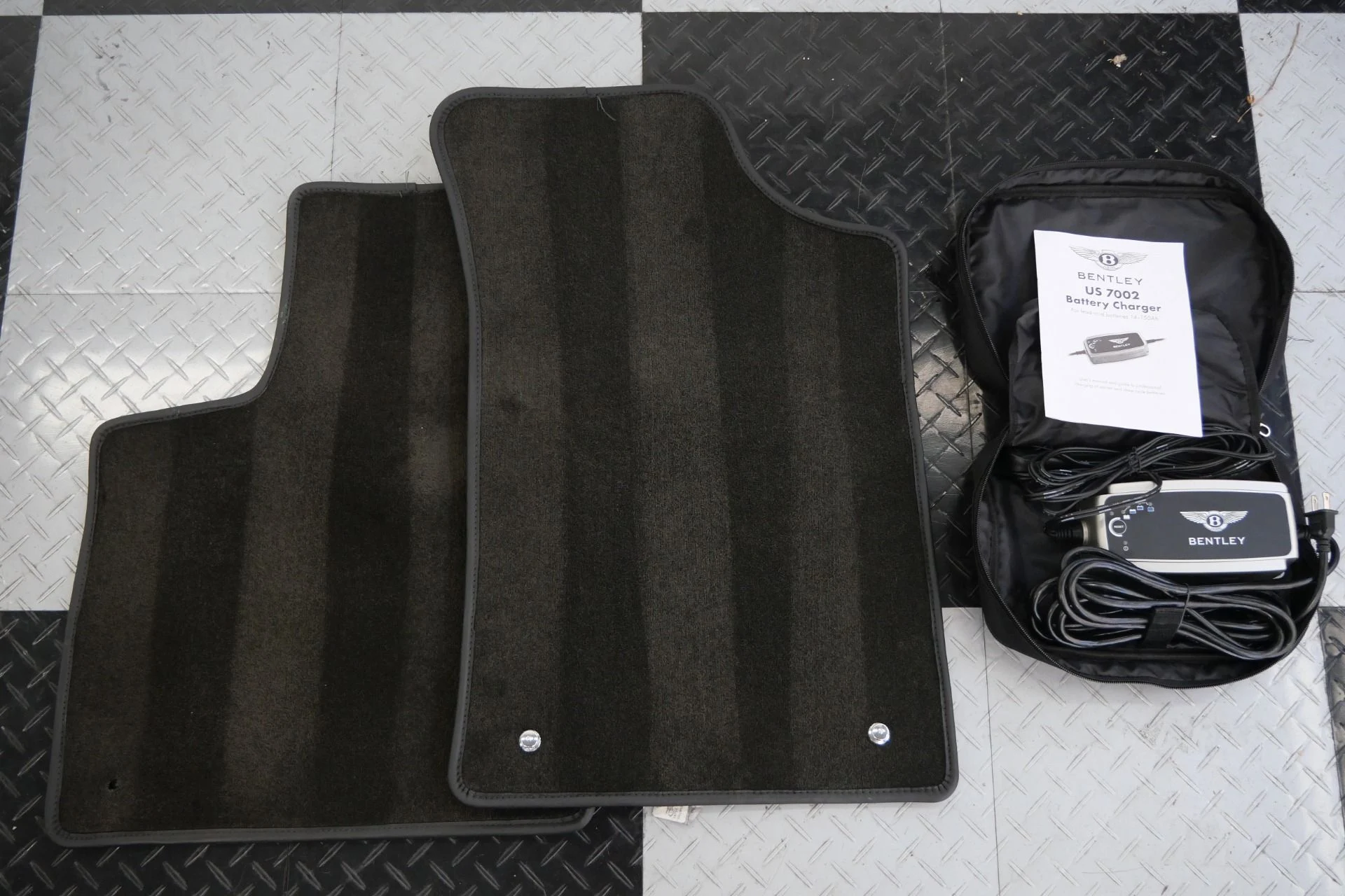 mph030_1803876229_Used_2014_Bentley_Continental_GTC_V8_S_528_Horsepower_Heated_and_Ventilated_Seats_1779223570_1b7ddd028c