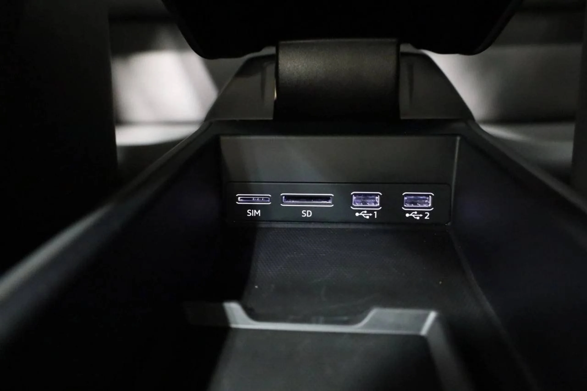 mph030_1804616933_2c0f4be530c4de6aba30ba50daea3b2b_f055a56c90