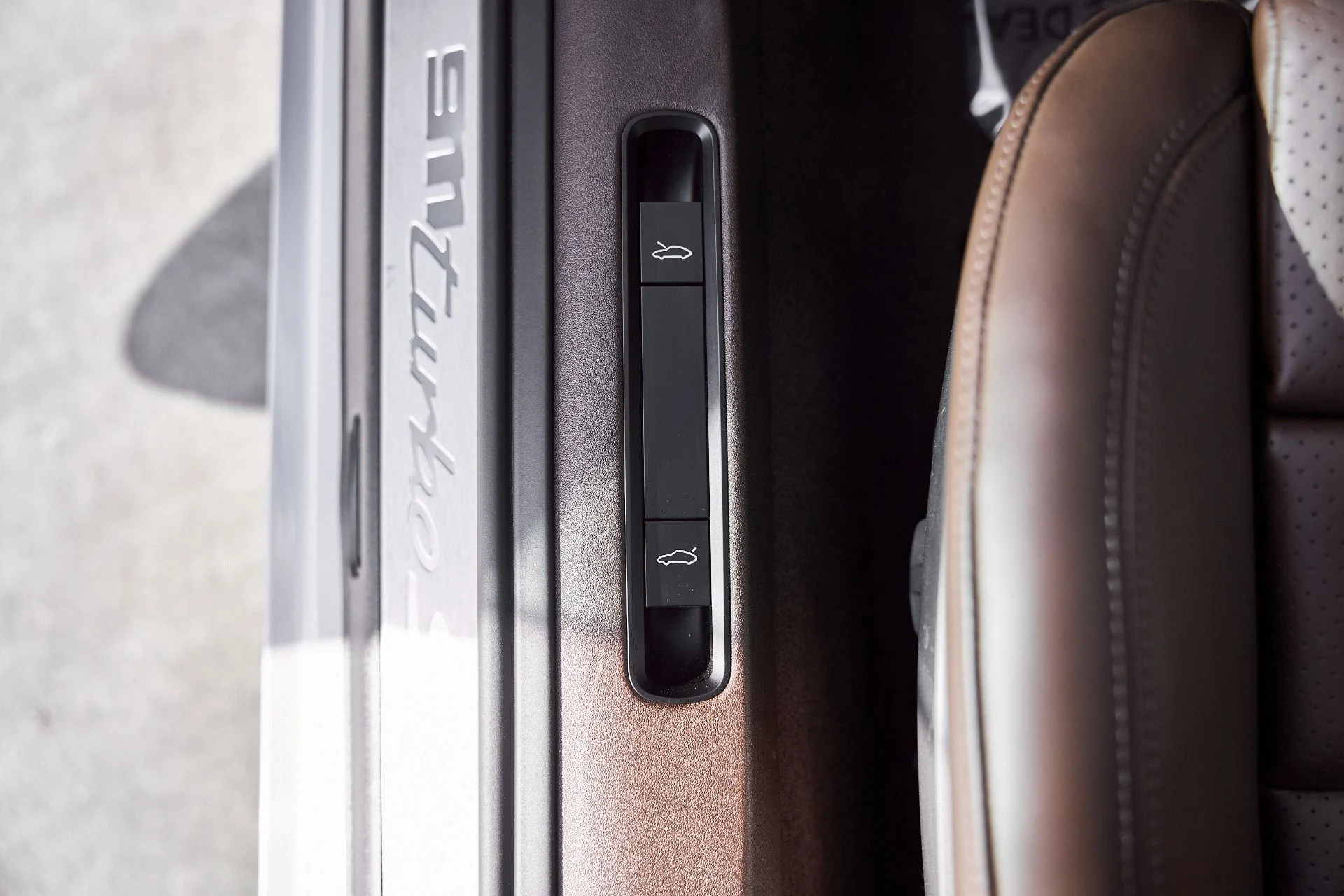 mph030_1808595449_Used_2024_Porsche_911_Turbo_S_1767838720_5df2fa70f3