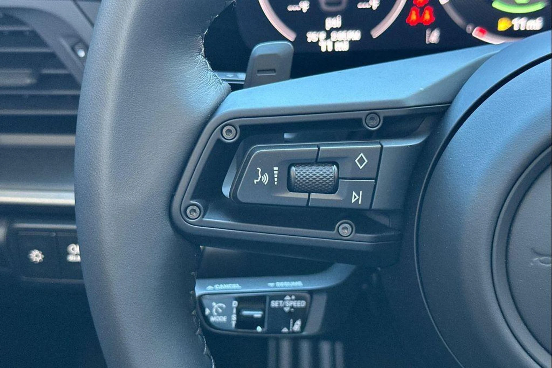 mph030_1810730083_Ap3_Xd_Sp_Wn_HB_0_43w45_Cncb3_U6_U0_647d54f287