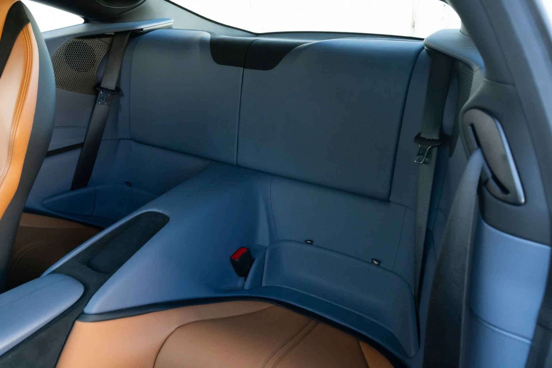 mph030_1814885902_Used_2022_Ferrari_Roma_1764112587_1ca2cf7b25