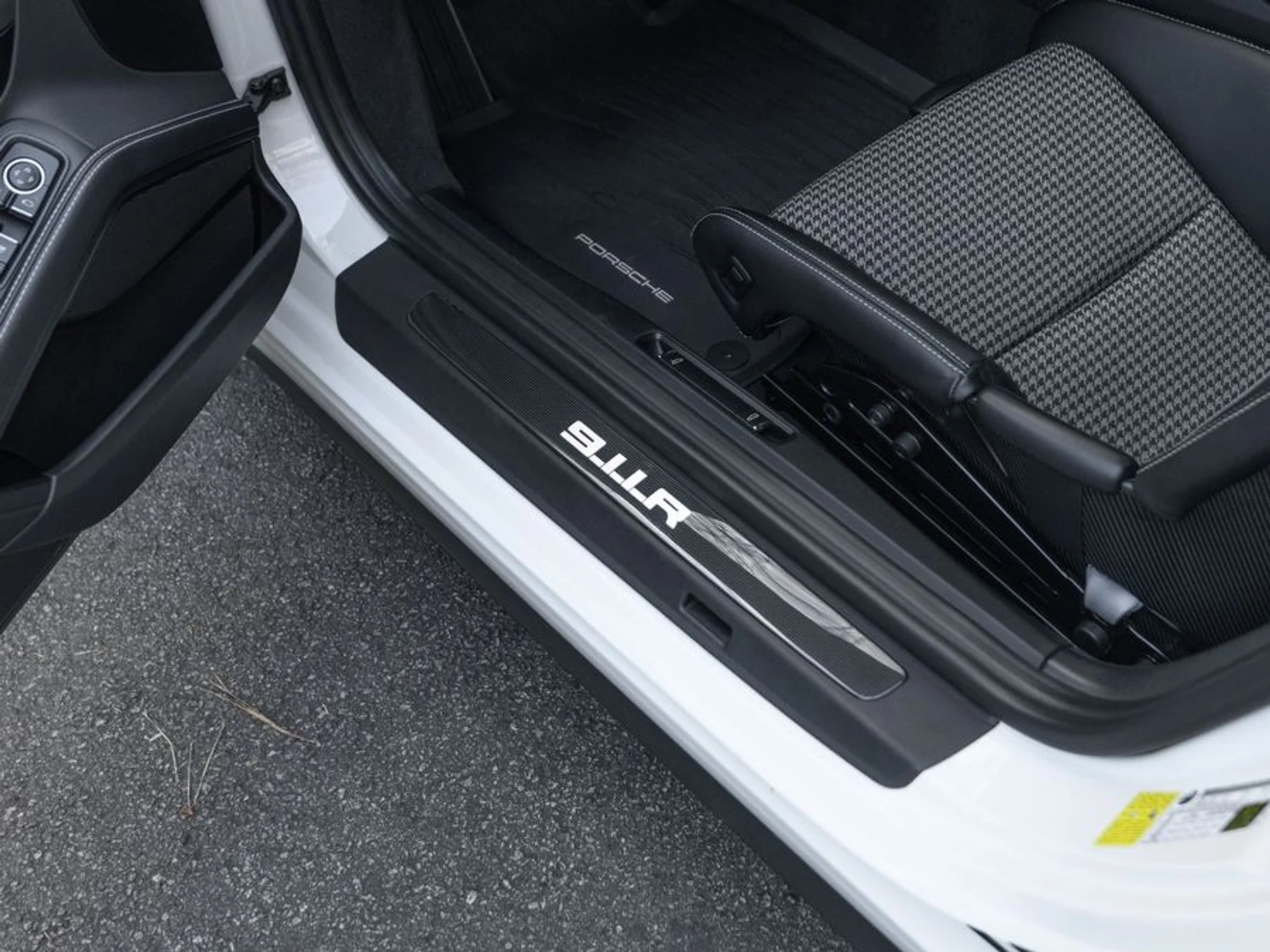 mph030_1816323690_c31107b4_e618_4fc0_bb51_ced0fa777458_ab1c43c5d4