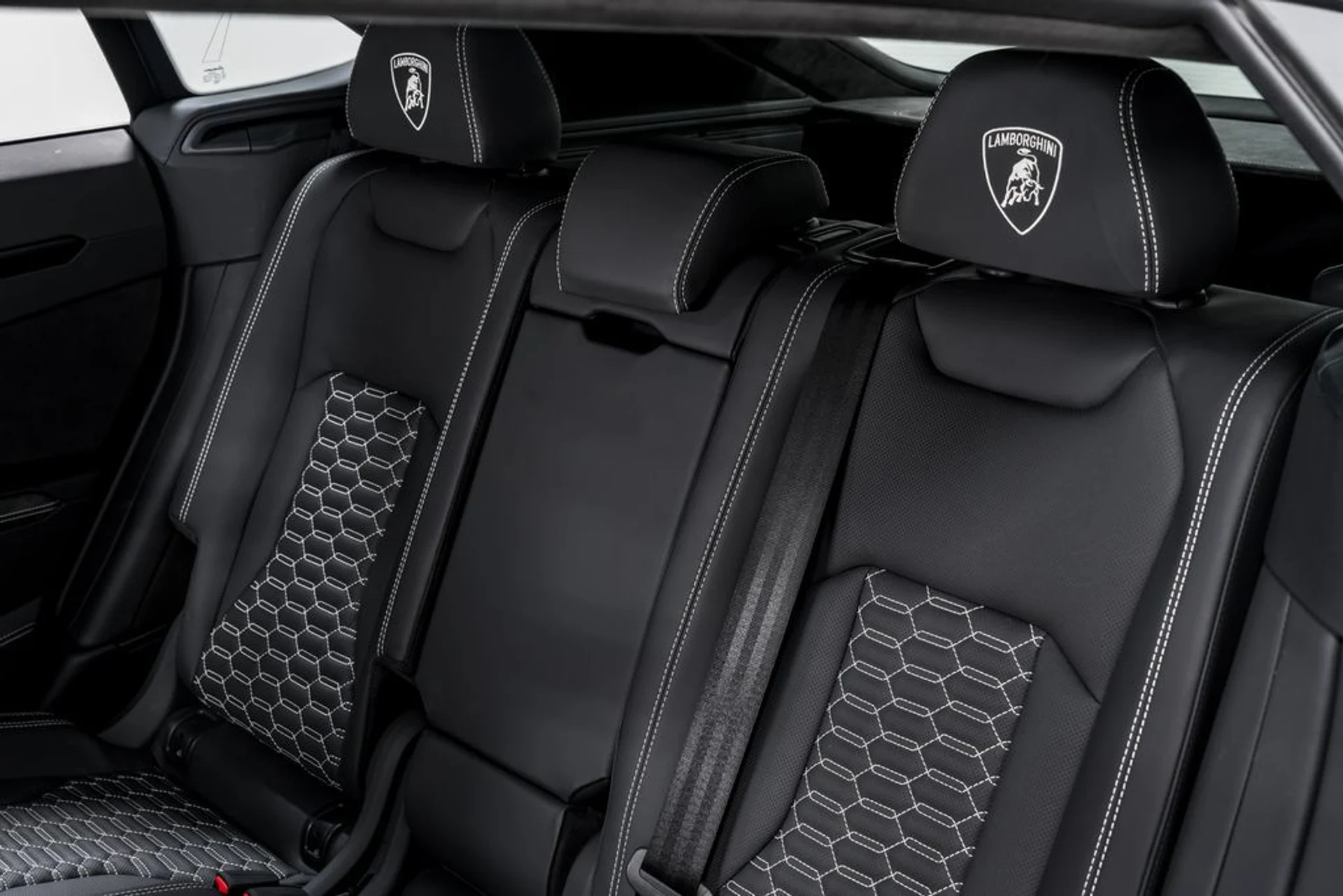 mph030_1820107_6c38381a3bd99b7f19e3b61ee75510a1x_e6611fe420