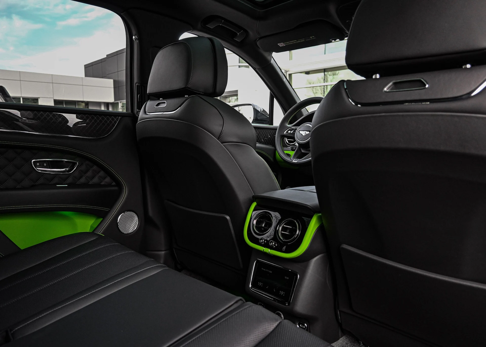 mph030_1826479901_efe2d457_f231_4897_913c_69a6dde13b6b_a7f907d2d8