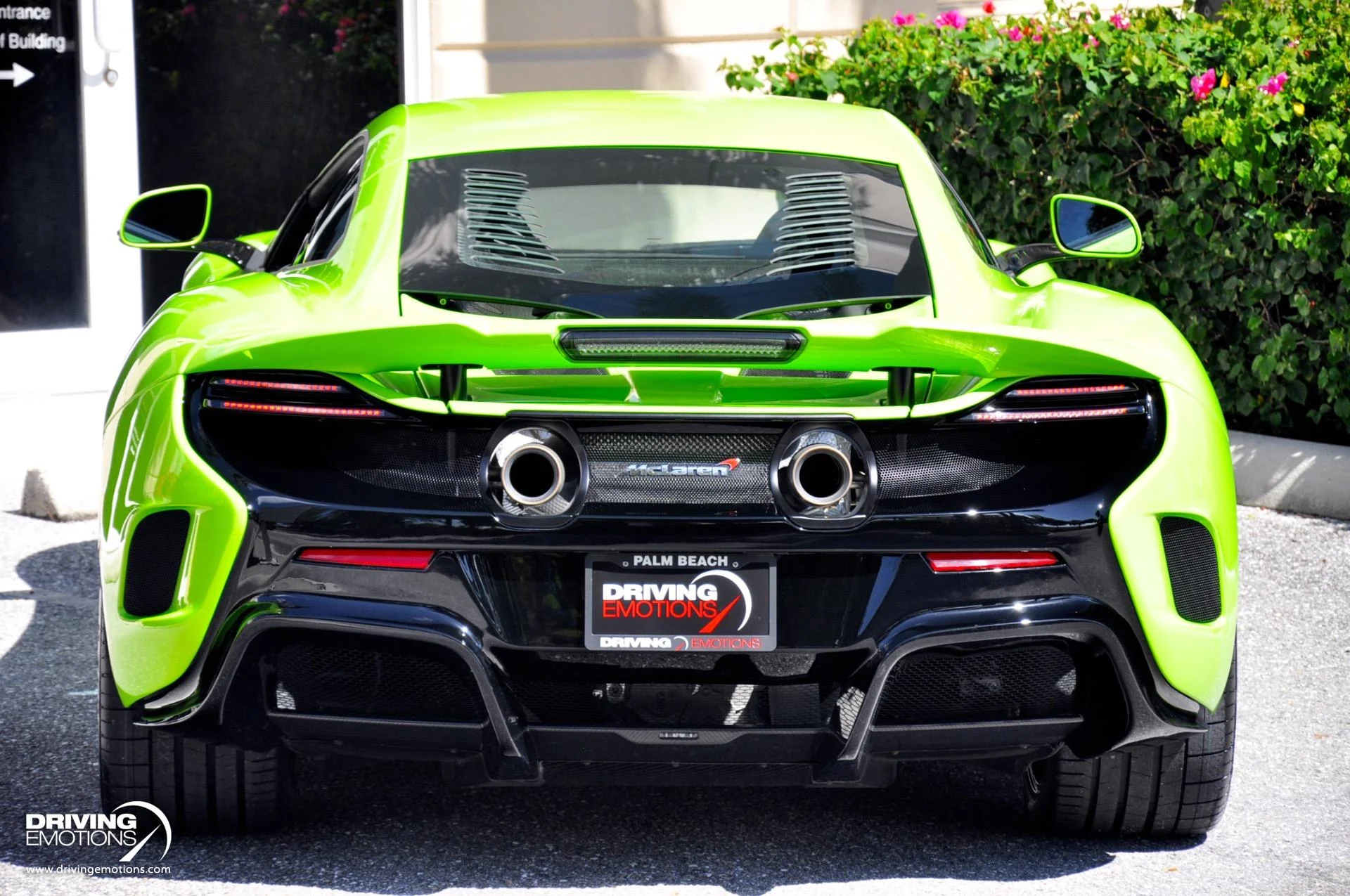 mph030_1832293292_855_p31_l_4ad2d9d489