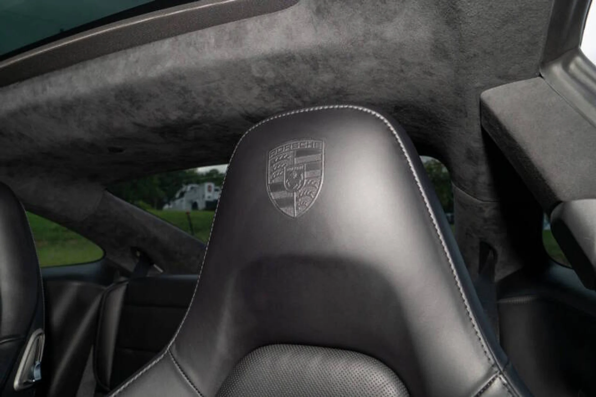 mph030_183304476_2016_porsche_911_turbo_s_awd_2dr_coupe_d0c53e1bc1