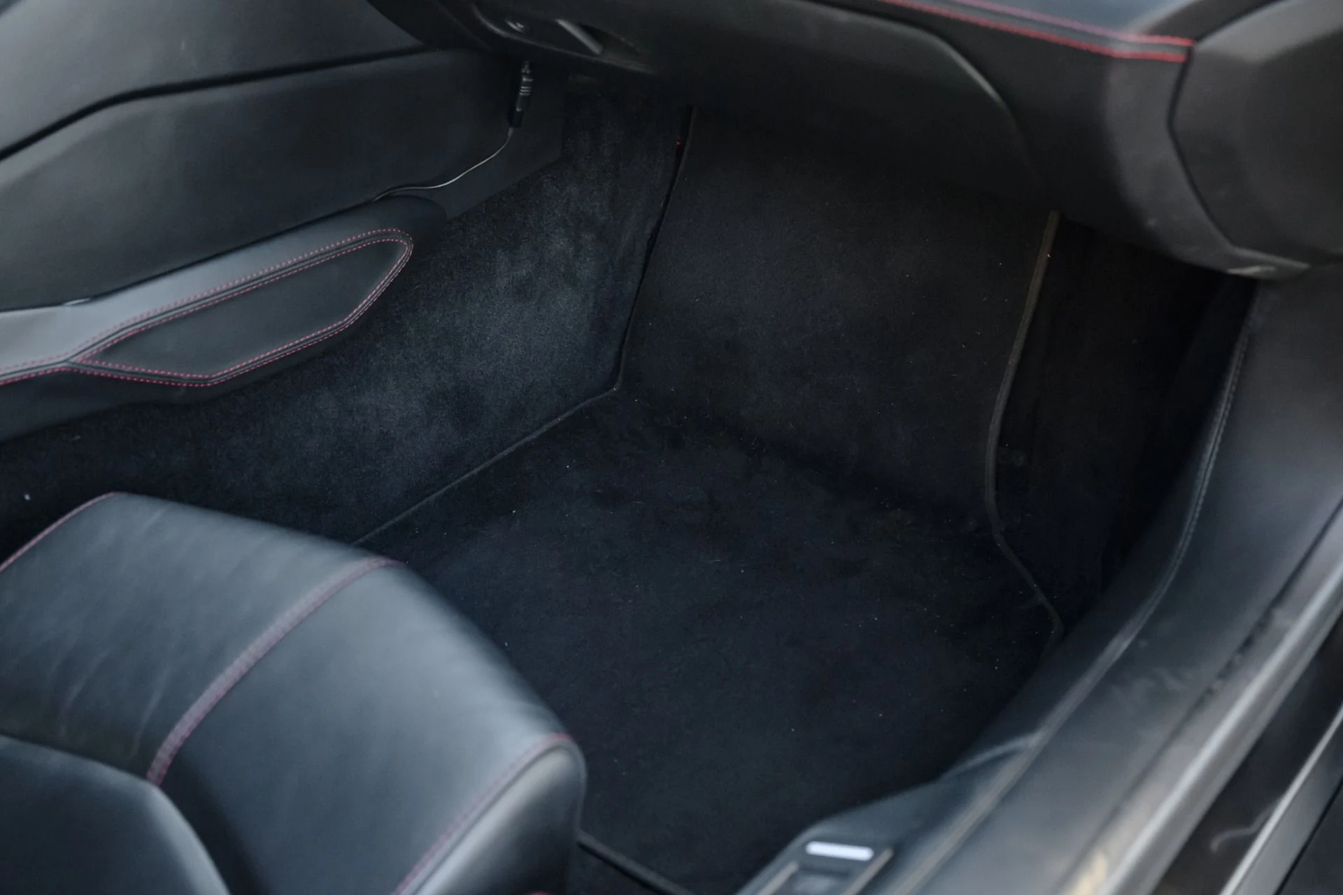 mph030_1840632705_12776_p31_l_99322bd765