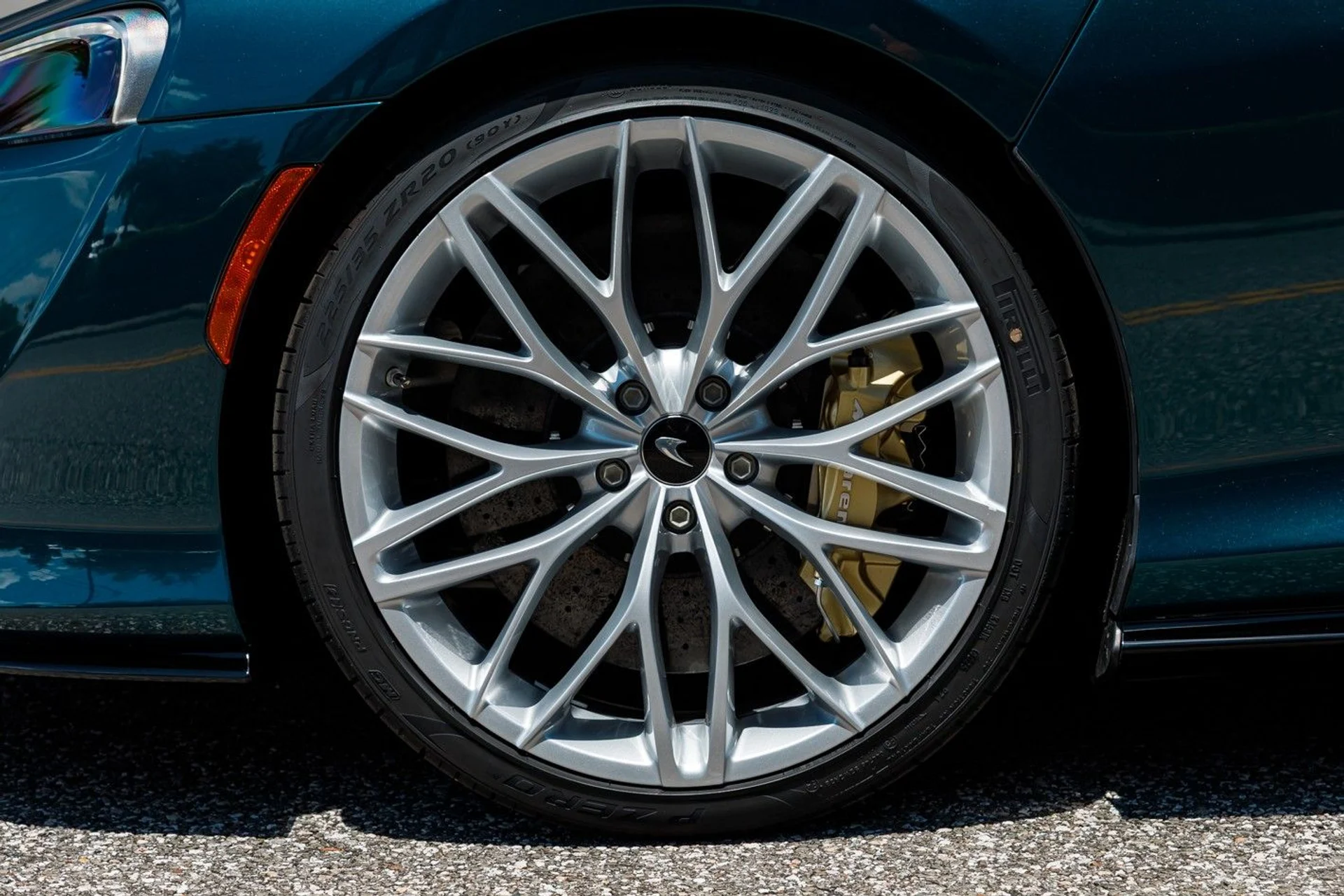 mph030_1846430702_672_p31_l_3a70925fe3