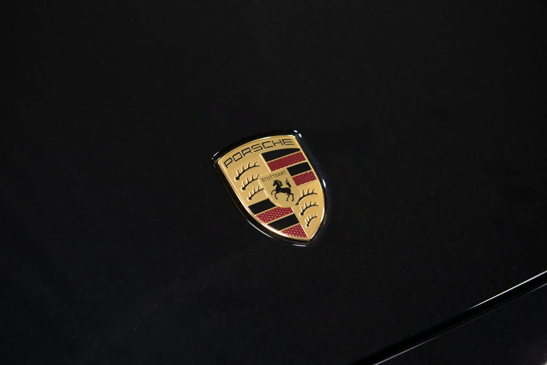 mph030_184786745_599f42dd61b4f84f394a033c8cf6e637x_8df4805d69