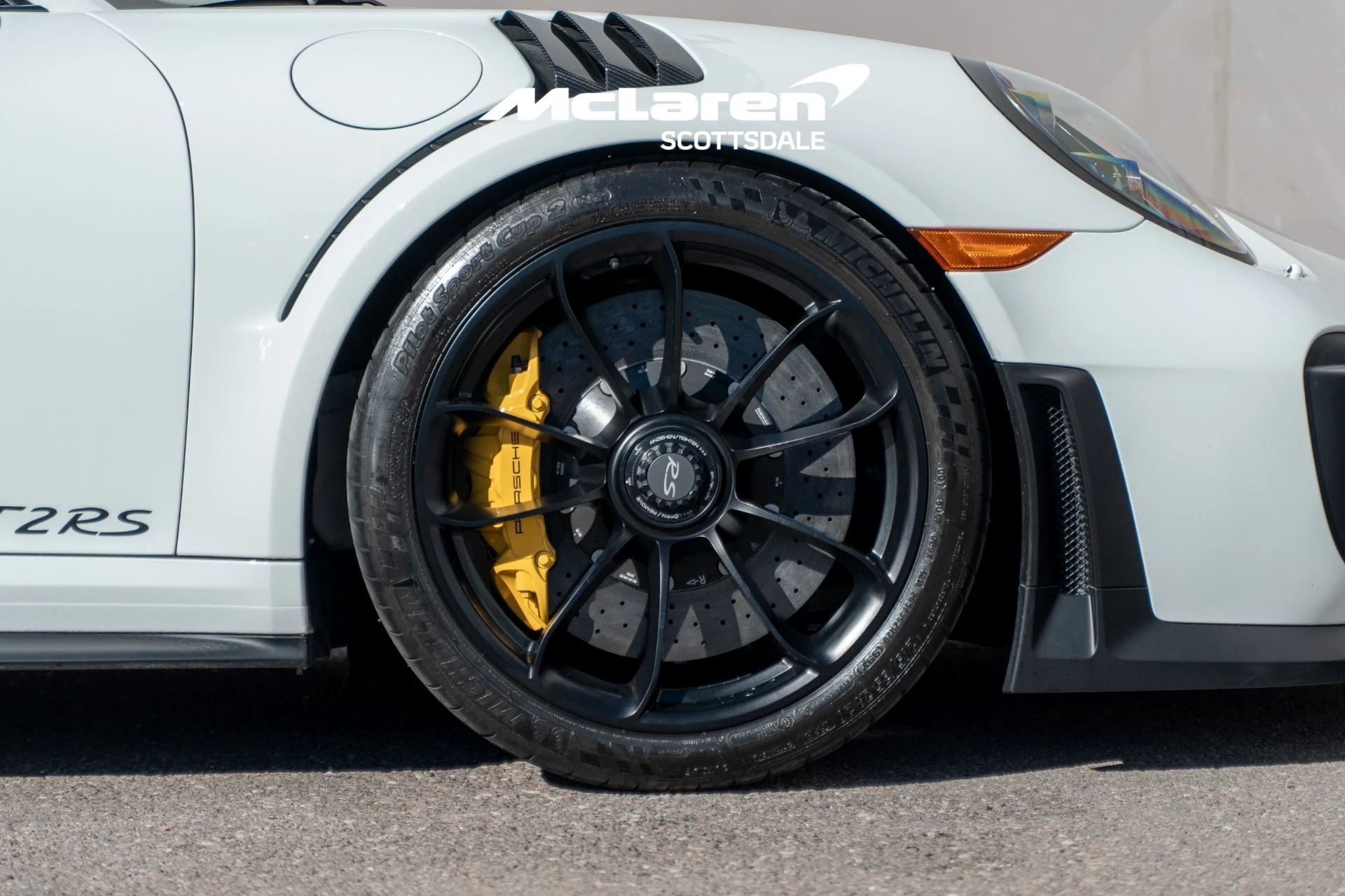 mph030_1853637463_Used_2019_PORSCHE_911_GT_2_RS_1765680501_c96b43b6b1