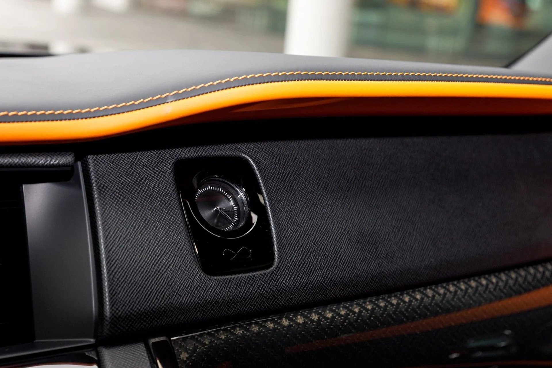 mph030_1860794897_649_p31_l_a5ca13fc49