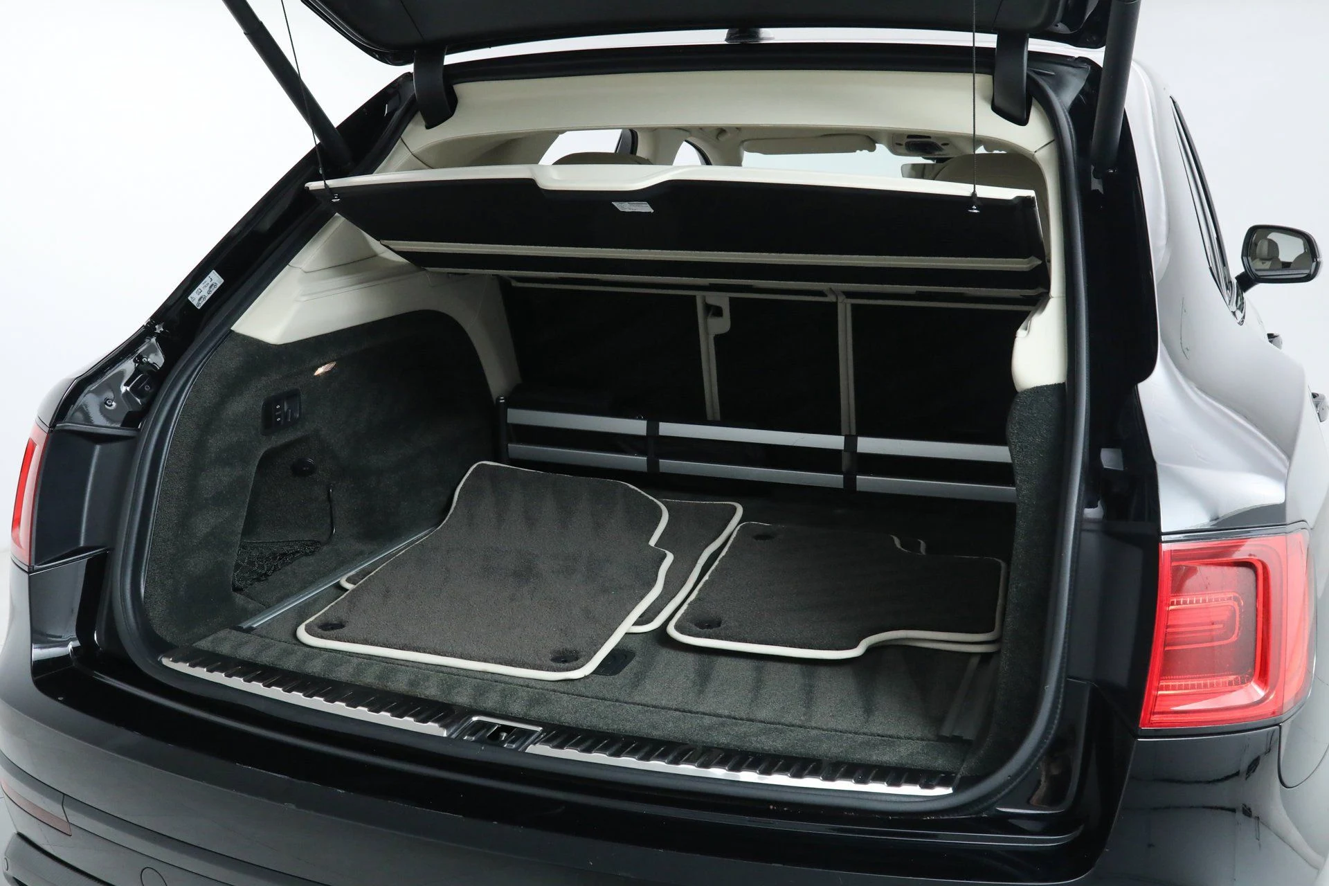 mph030_1861949415_c23bb1217b6b0d76783a465b32567435_81ed2623fd