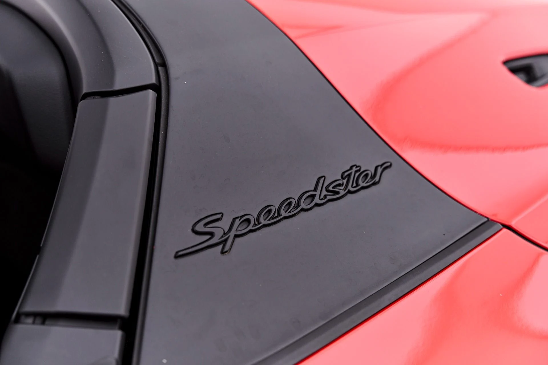 mph030_18635516_Used_2019_Porsche_911_Speedster_1791997622_6acd67ad76