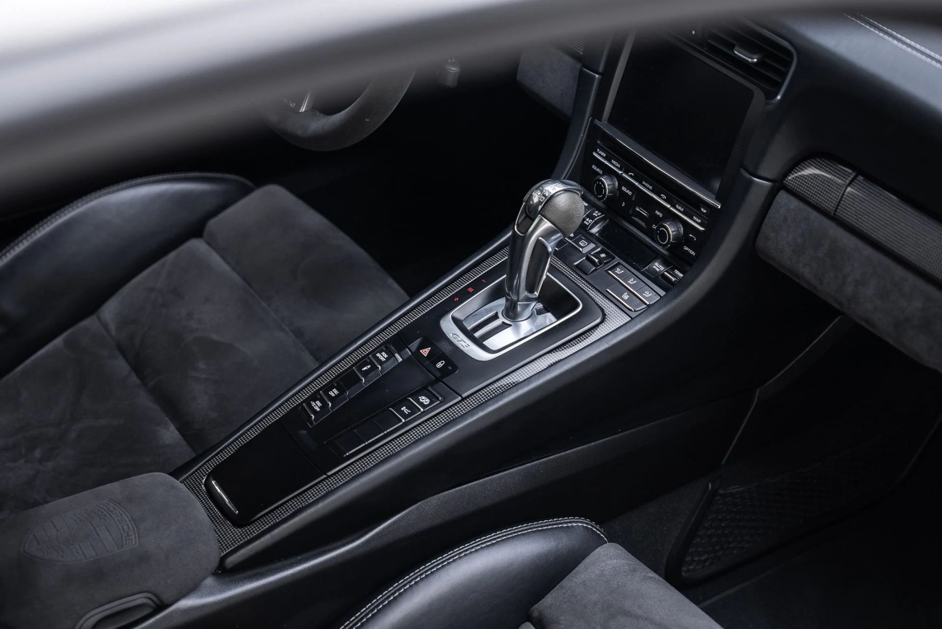 mph030_1872744547_Used_2014_Porsche_911_GT_3_1767824099_402b2ce041