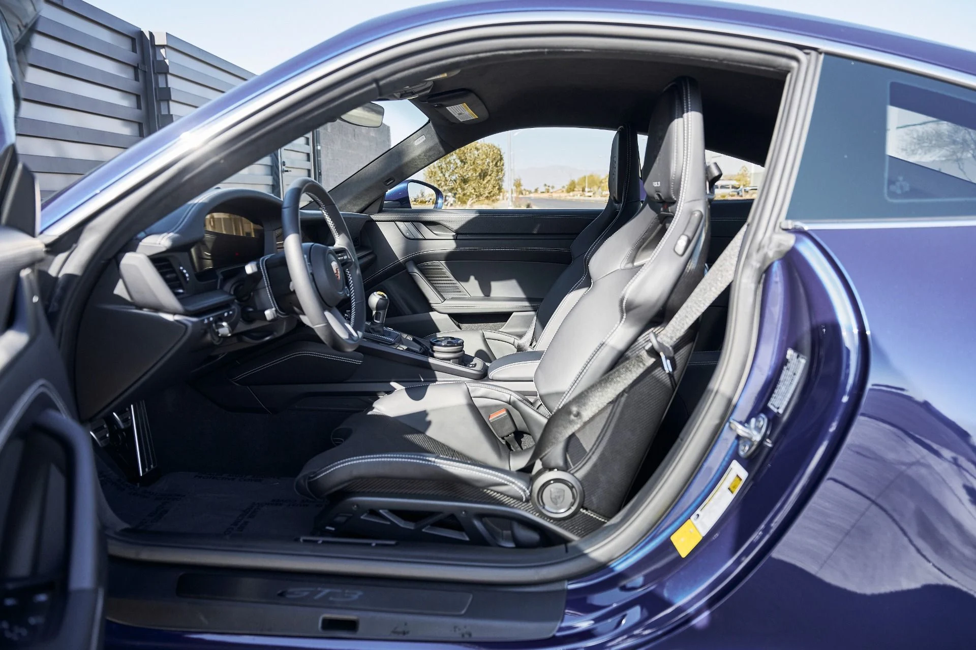 mph030_1879531539_Used_2025_Porsche_911_GT_3_1769736845_b2bec3de27