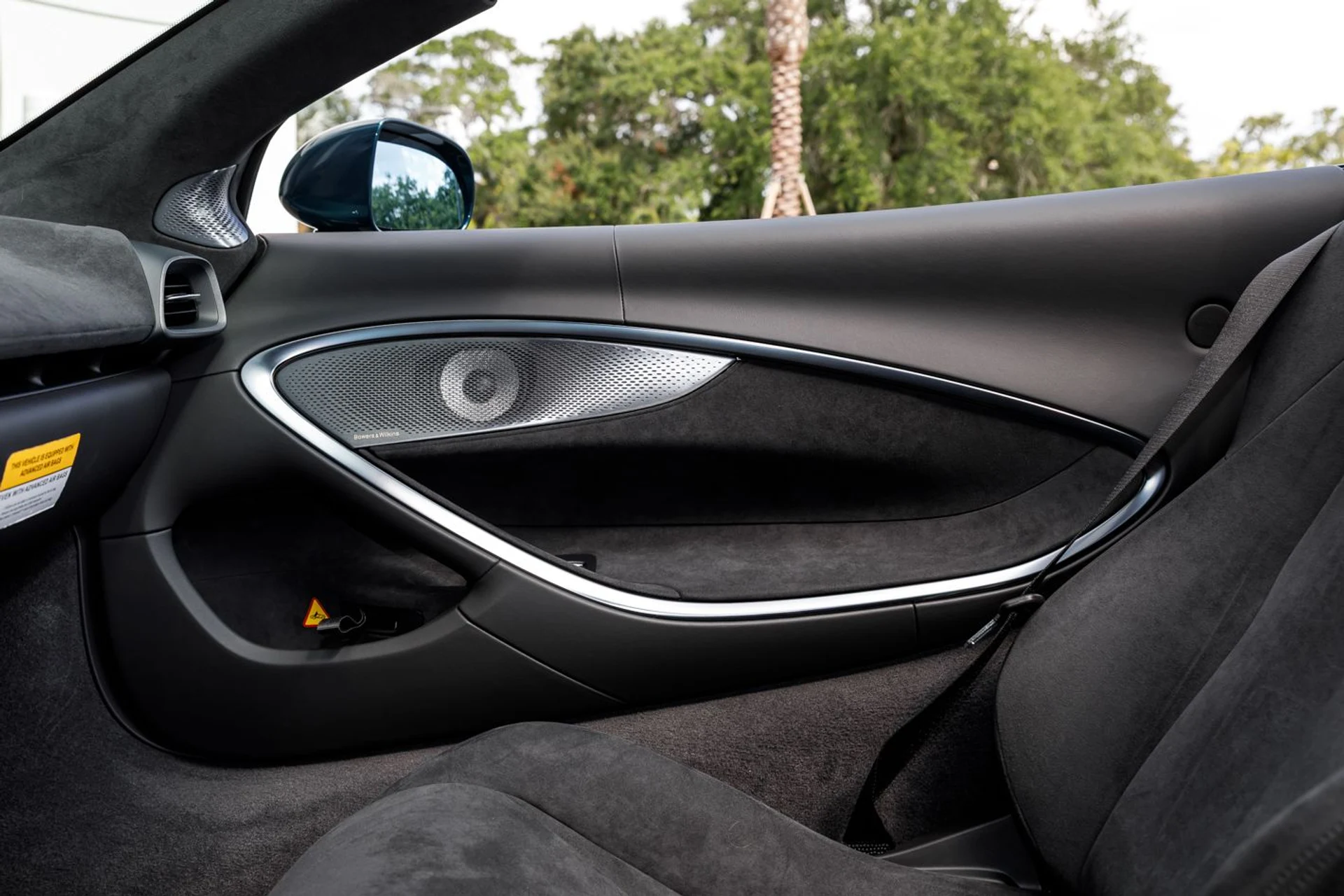 mph030_1884069350_587_p31_l_de1757e010