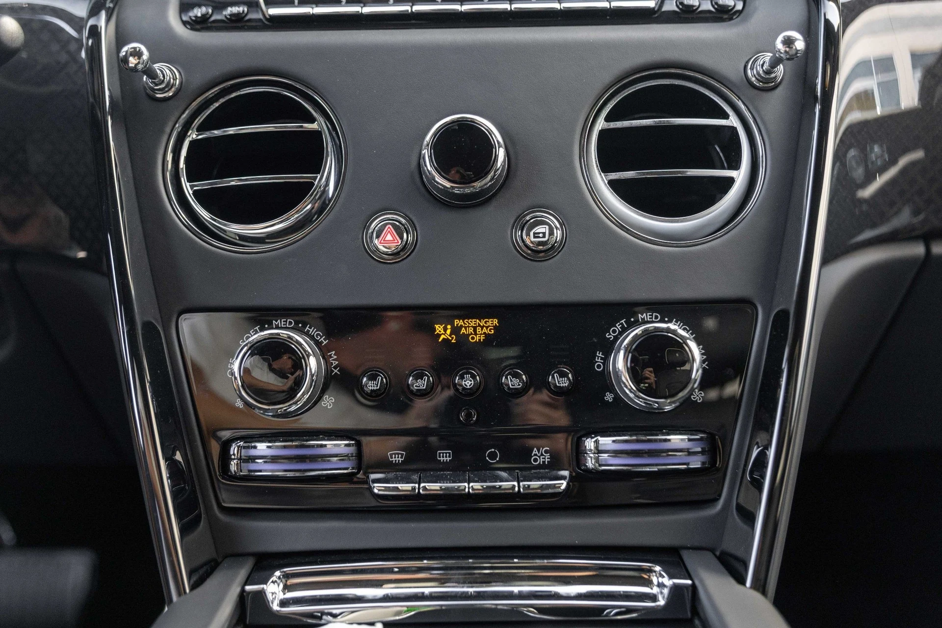 mph030_1888980924_Hi_Tech_Luxury_Imports_LLC_SLA_33_HA_07_VU_236993_image_30_593359df5e