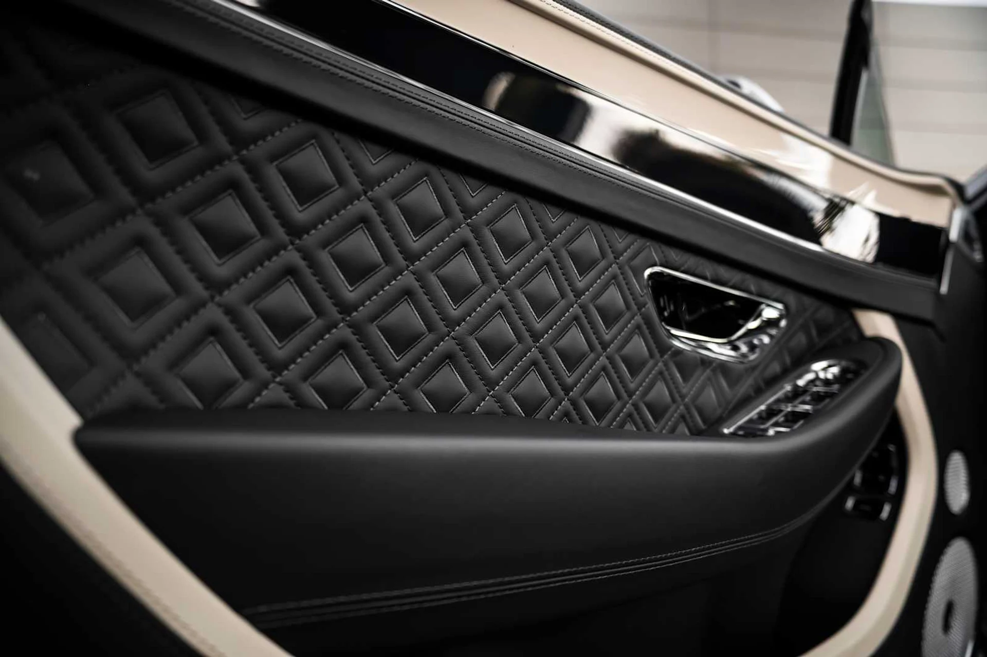 mph030_1901742362_5a9417a33995cb80f74dc8baee5dc29fx_7cc840d591