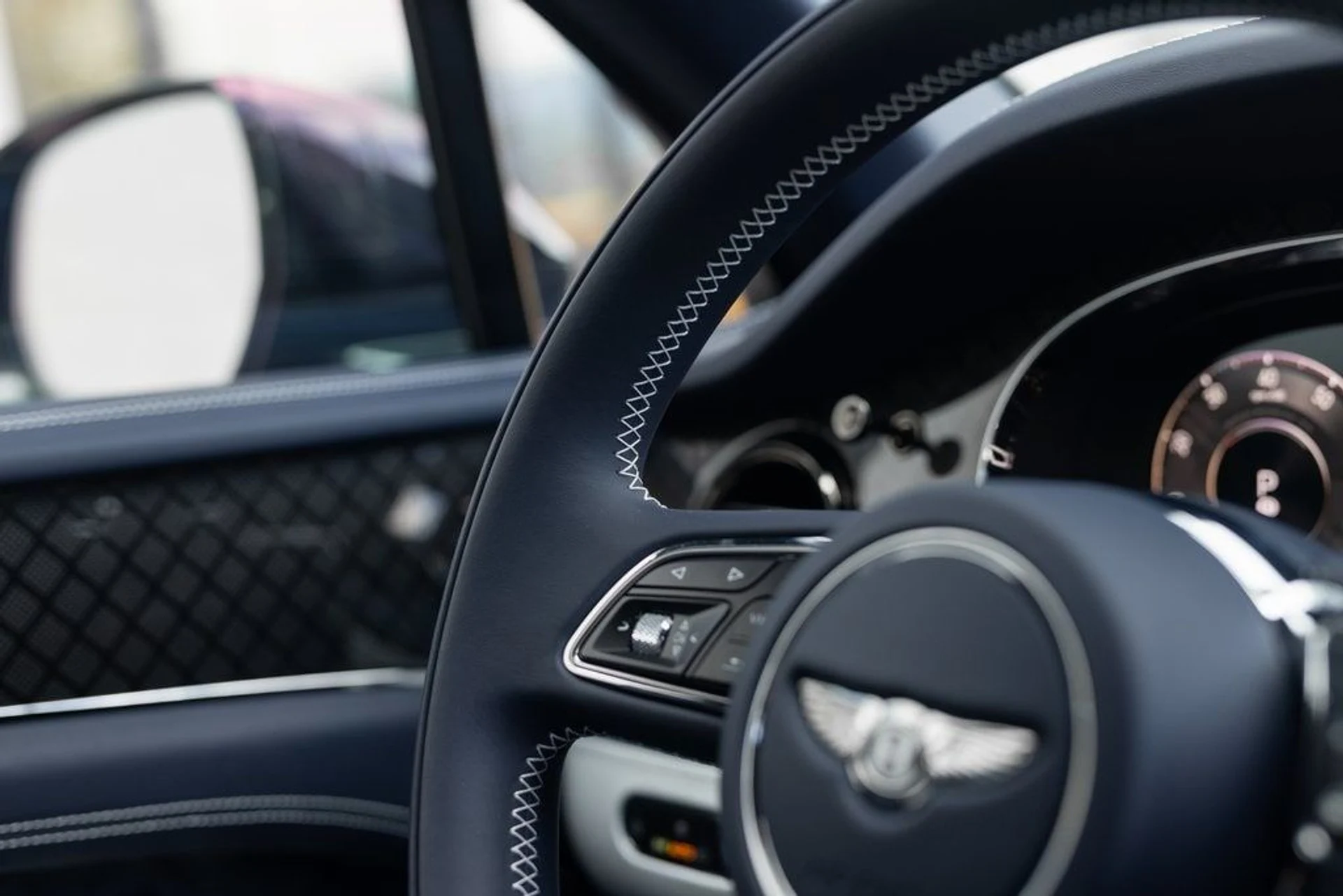 mph030_191112881_c09bb776c79f6789e2bc8a8652c1504dx_01e55a750f