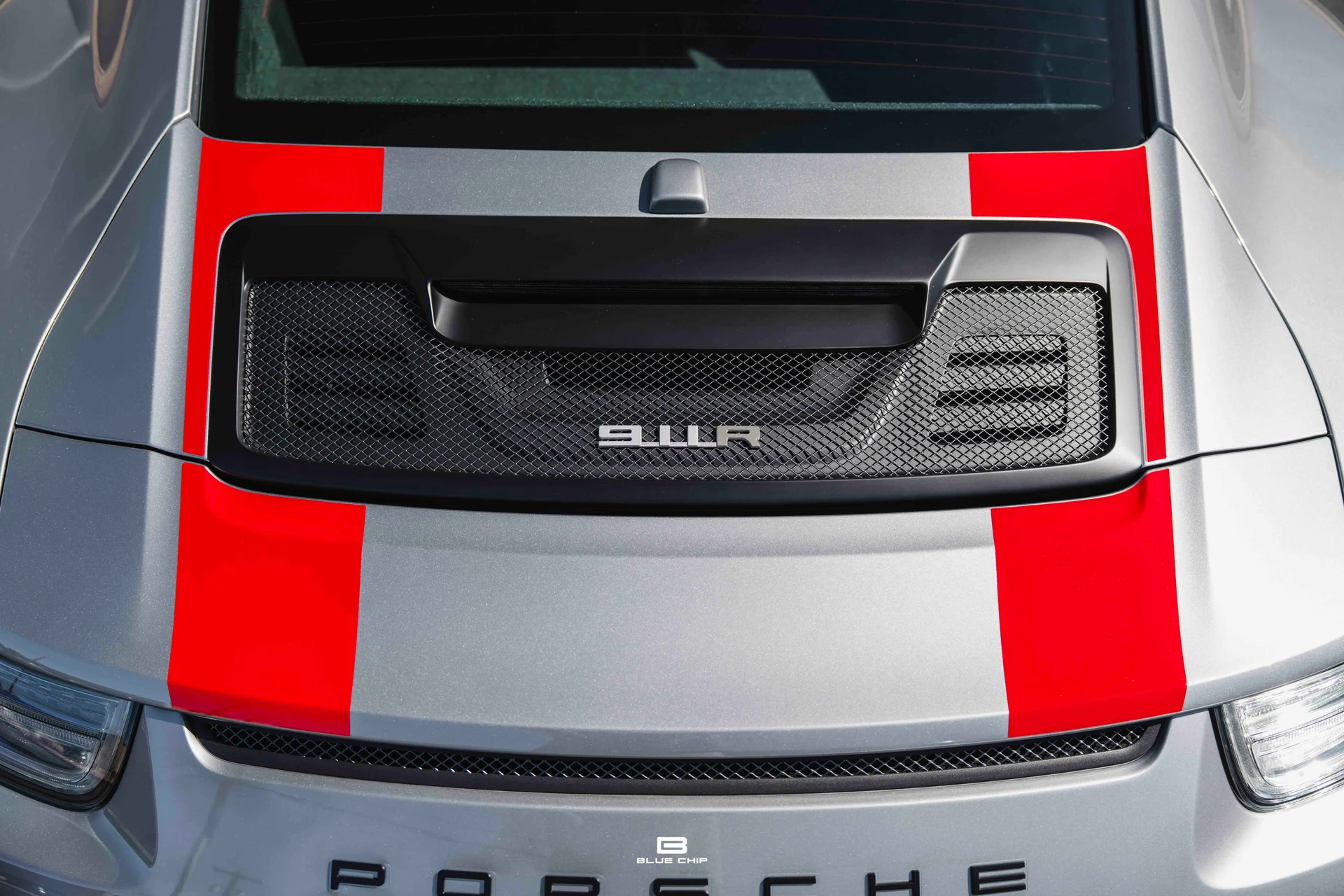 mph030_1911567282_6a2c7e14a9019010805f6714_2016_Porsche_911_R_31_cf84ad0dfa