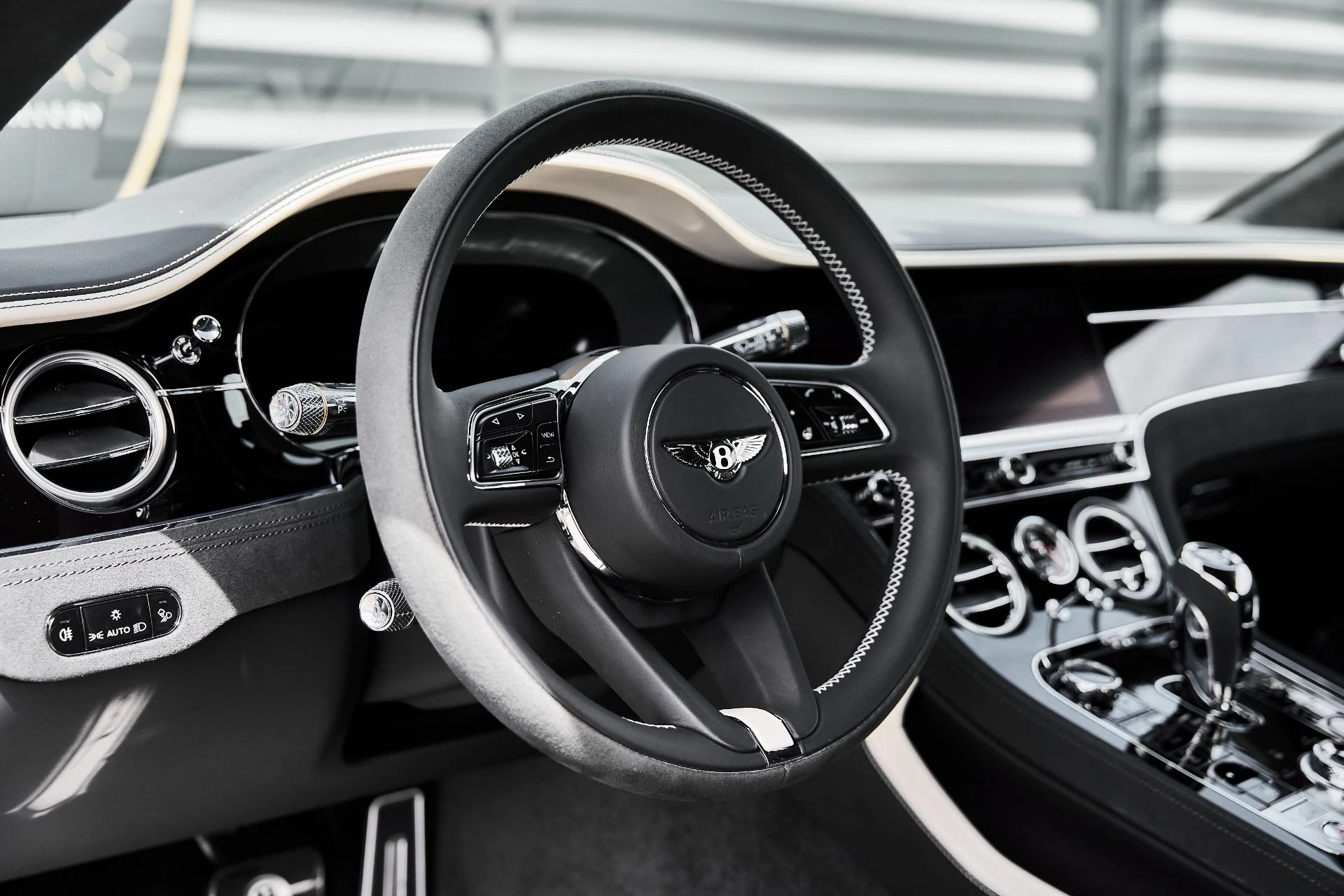 mph030_1914399825_Used_2025_Bentley_Continental_GT_Speed_1777077749_f70a4c5223