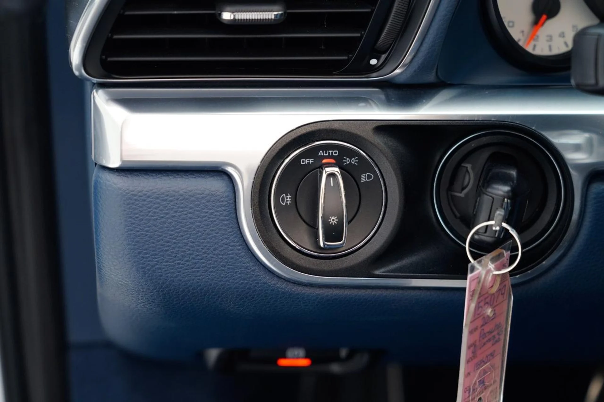 mph030_192347447_727ebaa4ffbd071bf9a038e9ed53295b_f554cfa963