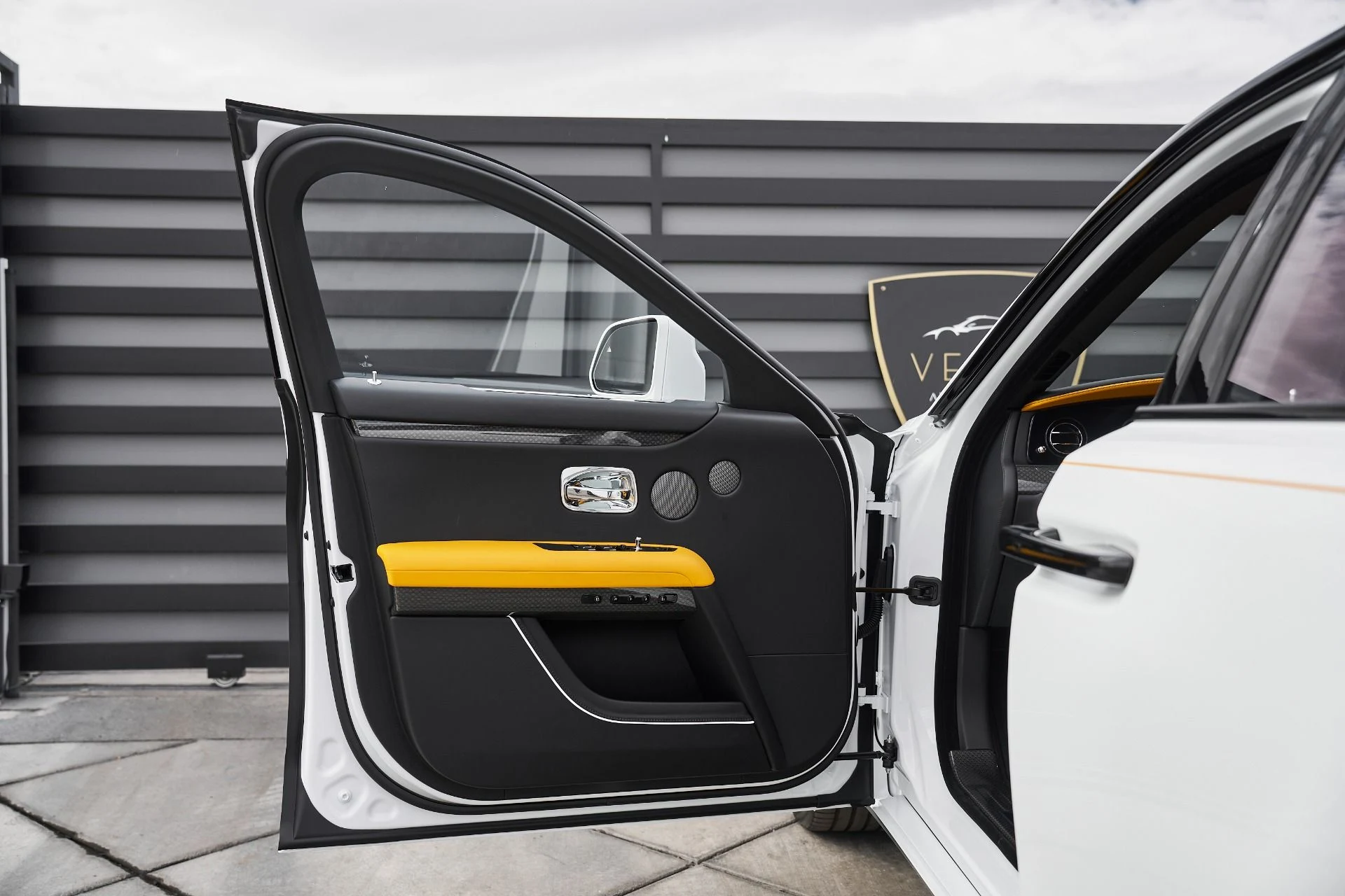 mph030_1931269433_Used_2025_Rolls_Royce_Ghost_Black_Badge_1763167780_b54790029f