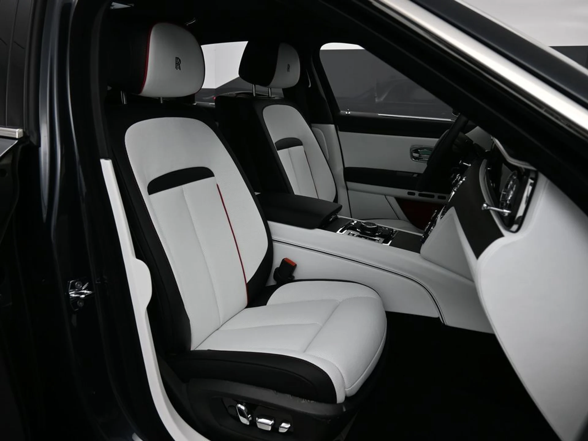 mph030_1934674704_58e1bebc_6888_412a_bb87_ffcf8b8ea44d_ef16e730cc