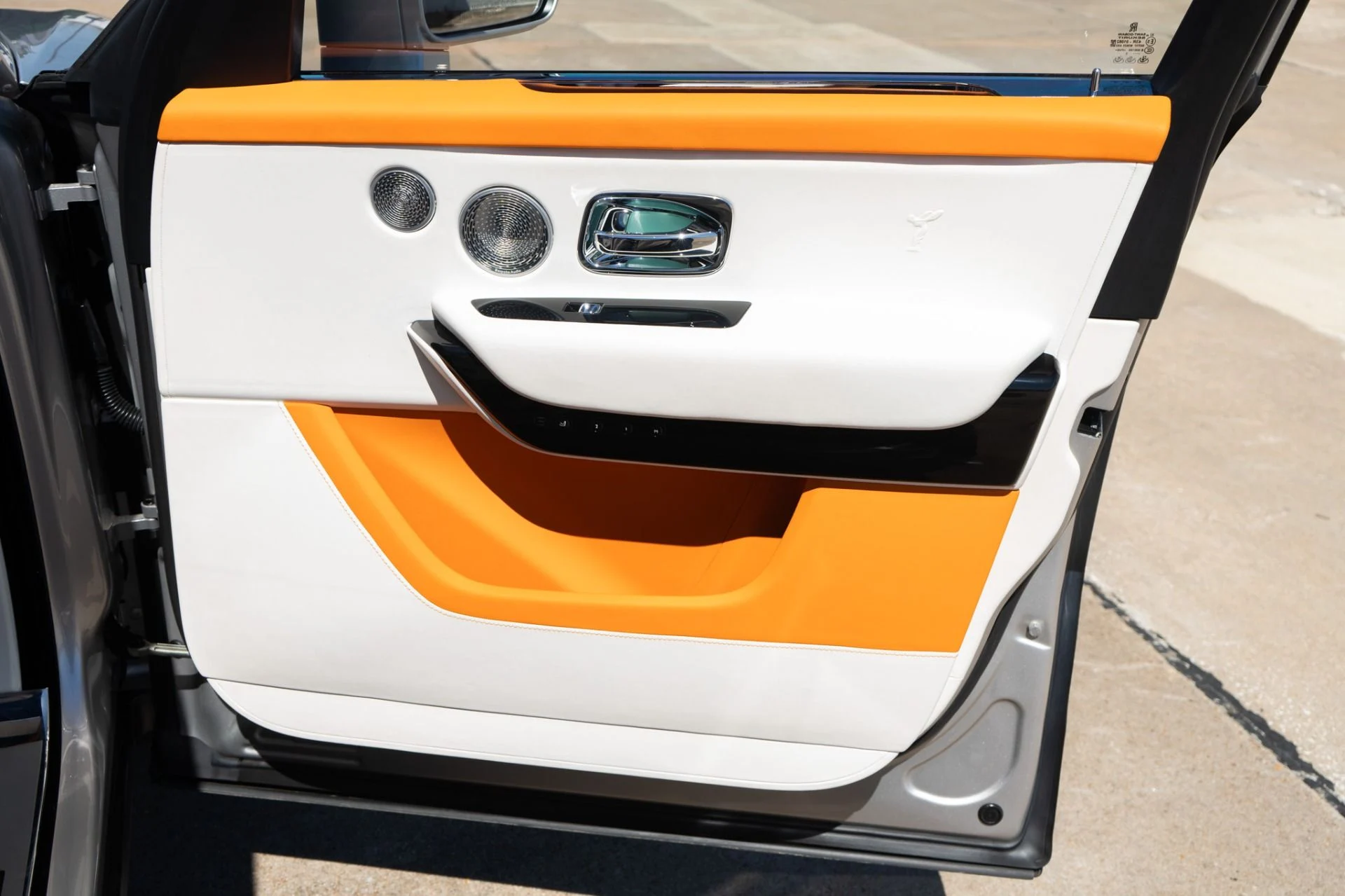 mph030_1939399682_Used_2022_Rolls_Royce_Cullinan_1773433397_c211487e26