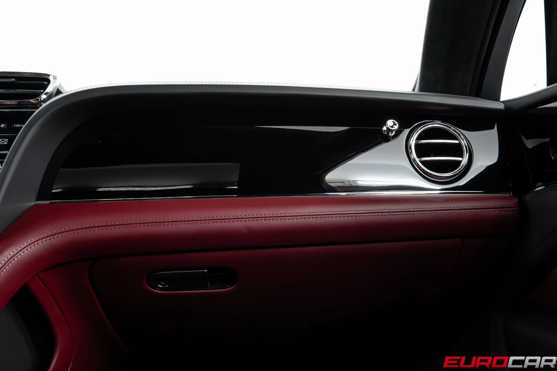 mph030_1945298723_image_31_58e11fcd45