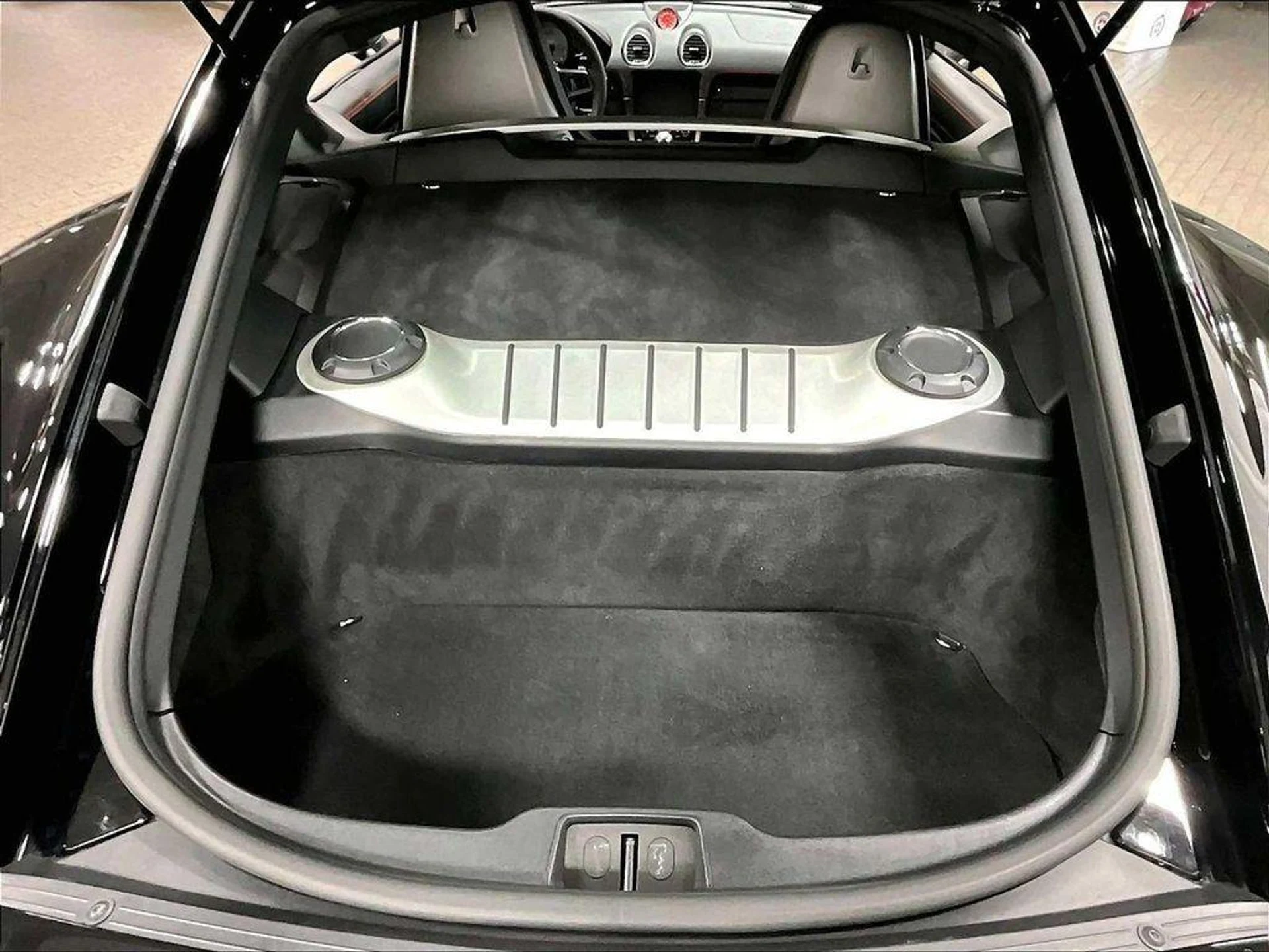 mph030_1947282573_D08xqz_Os_jz_zr_Mll7qe_R9_Ge_I_Vs_966b4d8c48