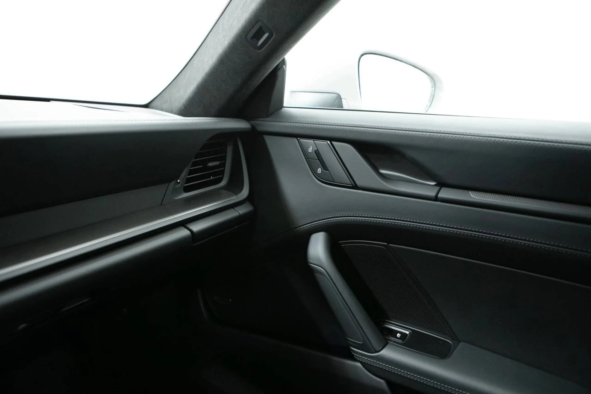 mph030_1953909665_ae9d1d75e0640b0d555b9ad615137ea7x_93f971cdd8