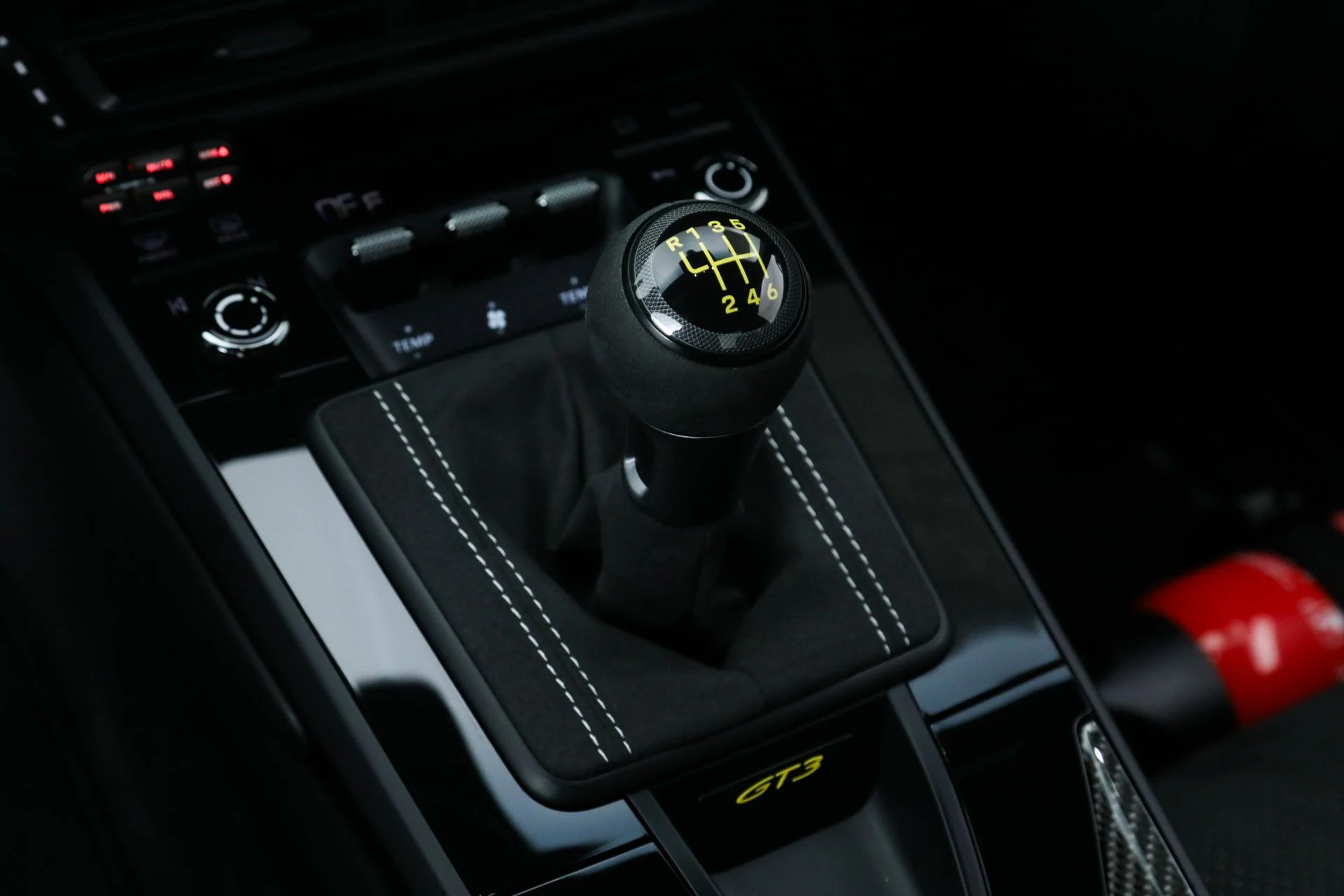 mph030_1957444466_bf2a99da516fd5e2485a670448cd88c2_085a3d5246