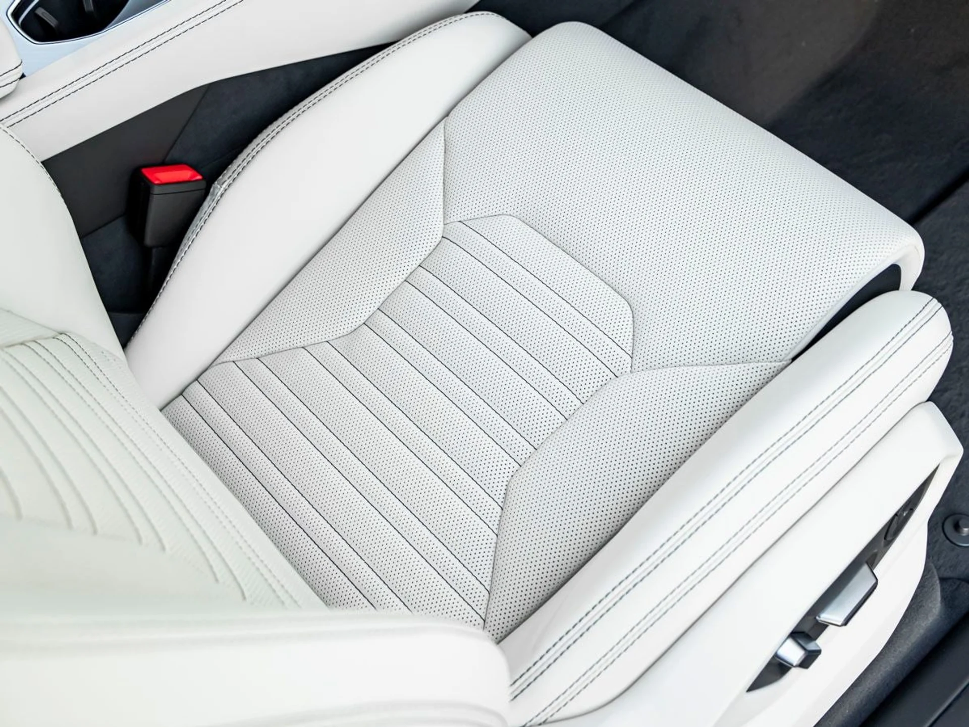 mph030_1962882104_31_44cd272898