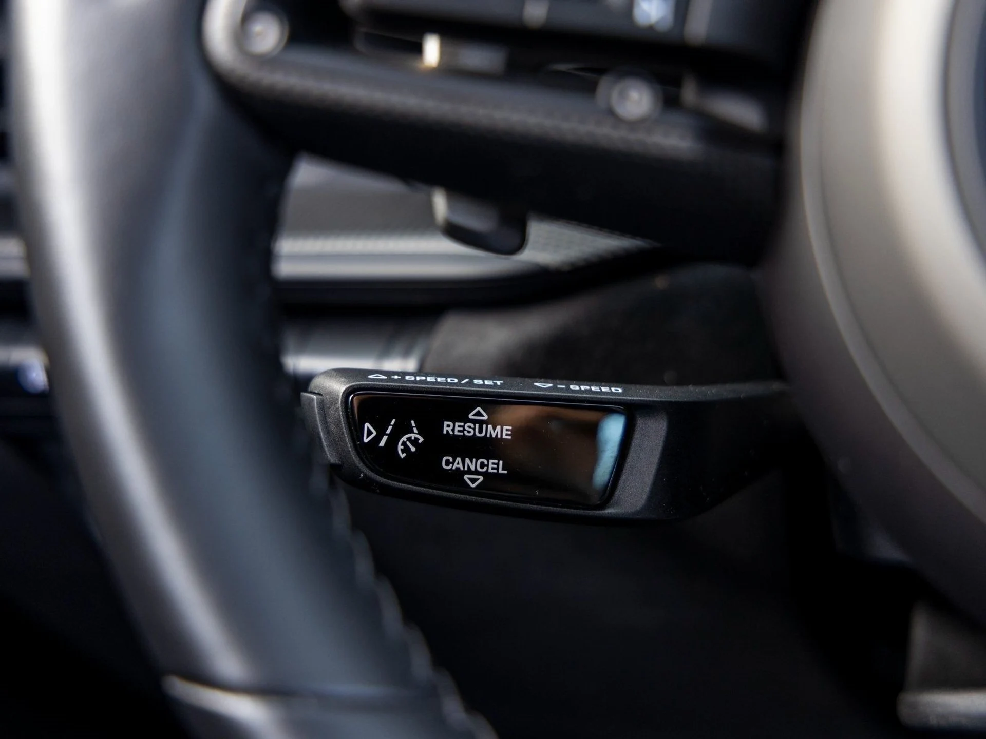 mph030_1969552581_31_0a470b6719