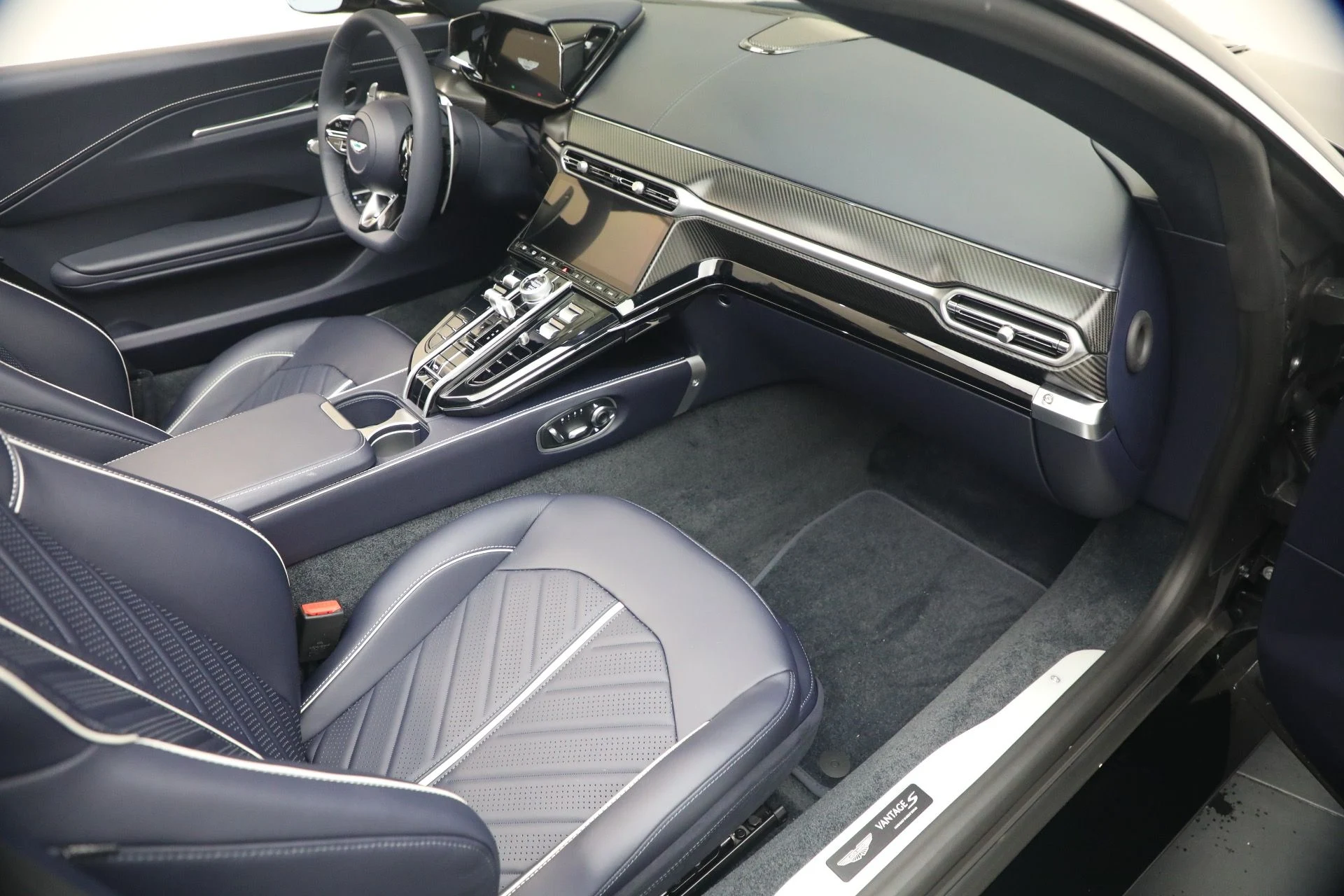 mph030_1971086364_New_2026_Aston_Martin_Vantage_S_Roadster_1786132821_34c0696b0e