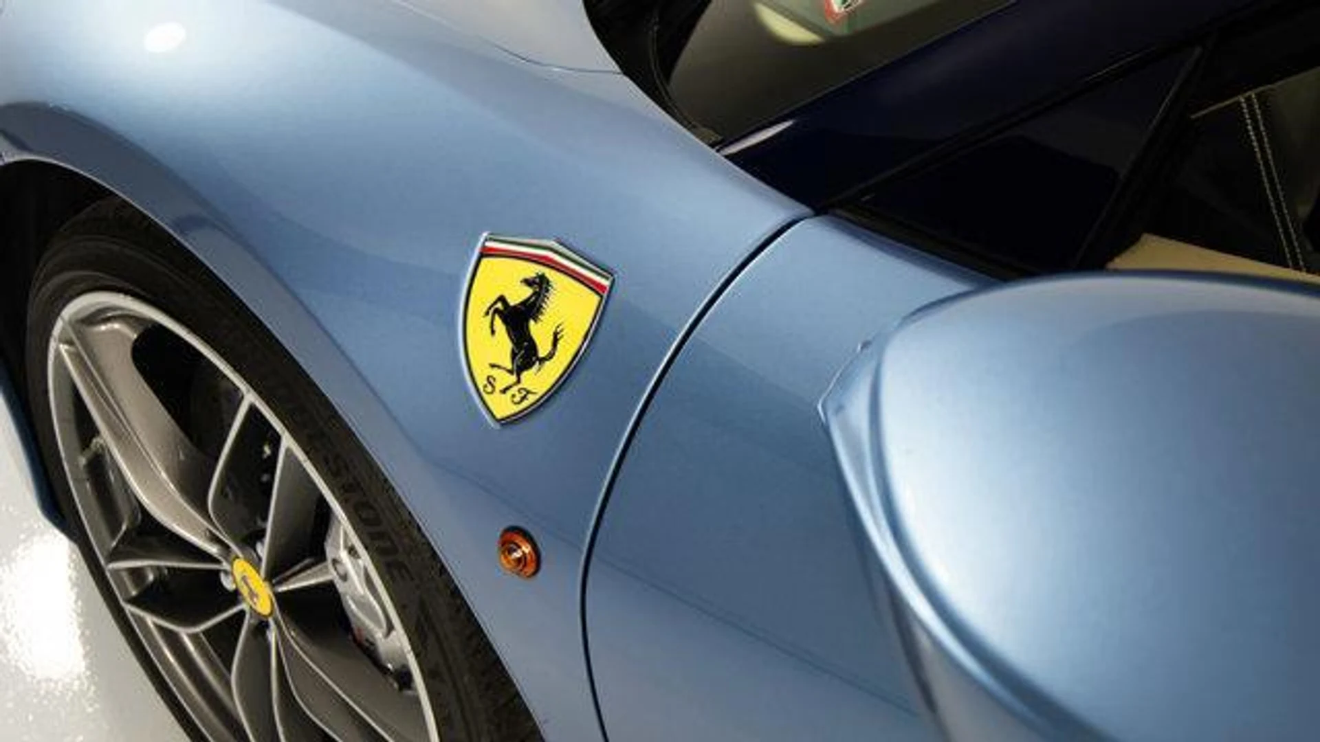 mph030_1971297425_T_At_Yj_DN_4m_R2t_B_Ru_Jm1_AES_Doo0y_U_4ffd5f9771