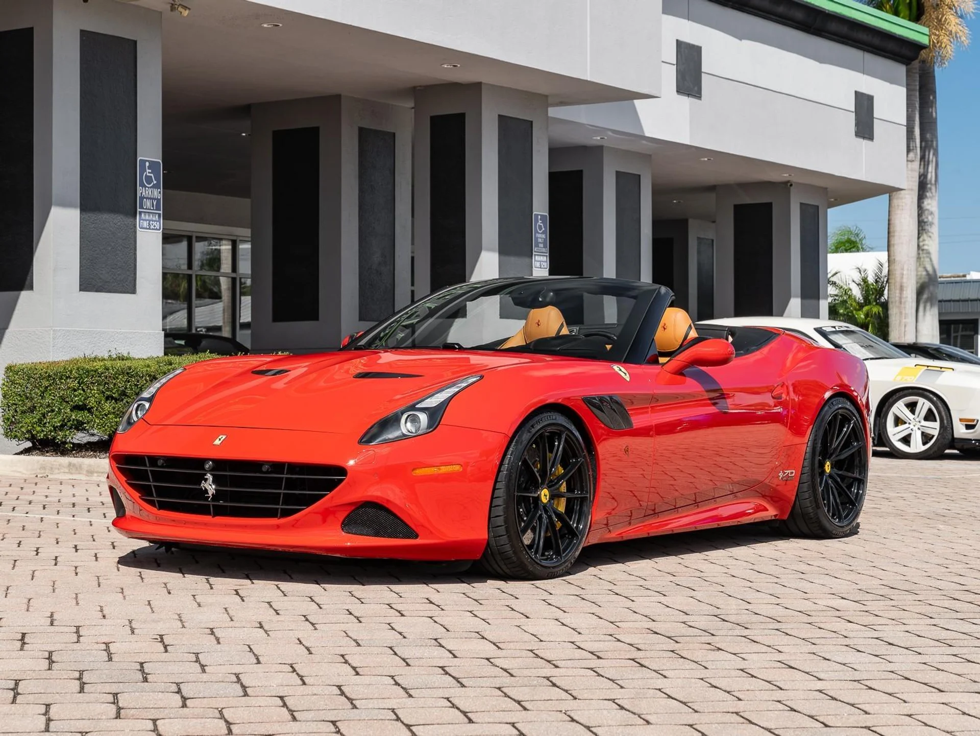 mph030_1974319719_Used_2015_Ferrari_California_T_1761253553_da7ac137bc