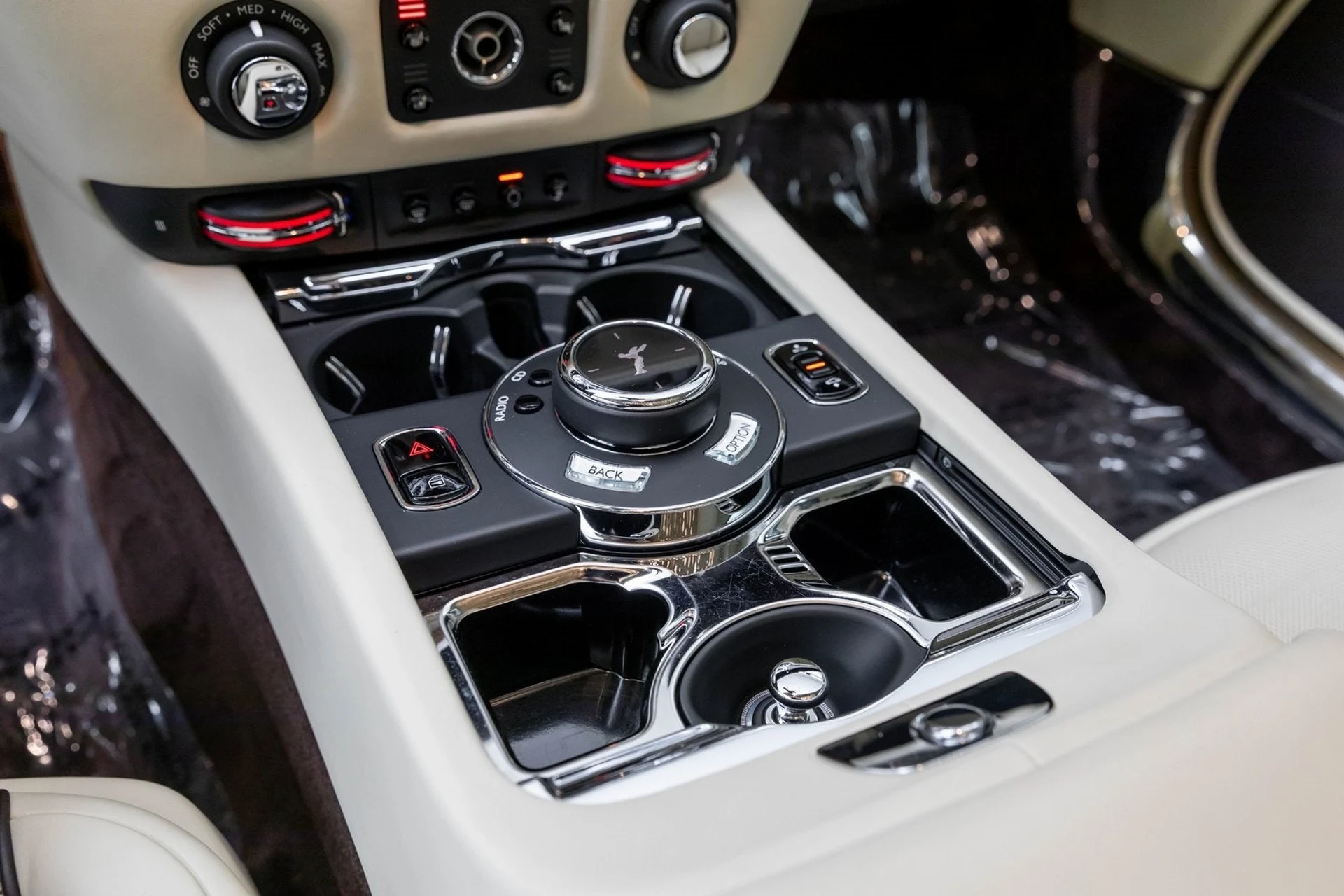 mph030_1977338187_31_0e0cb1d5bf