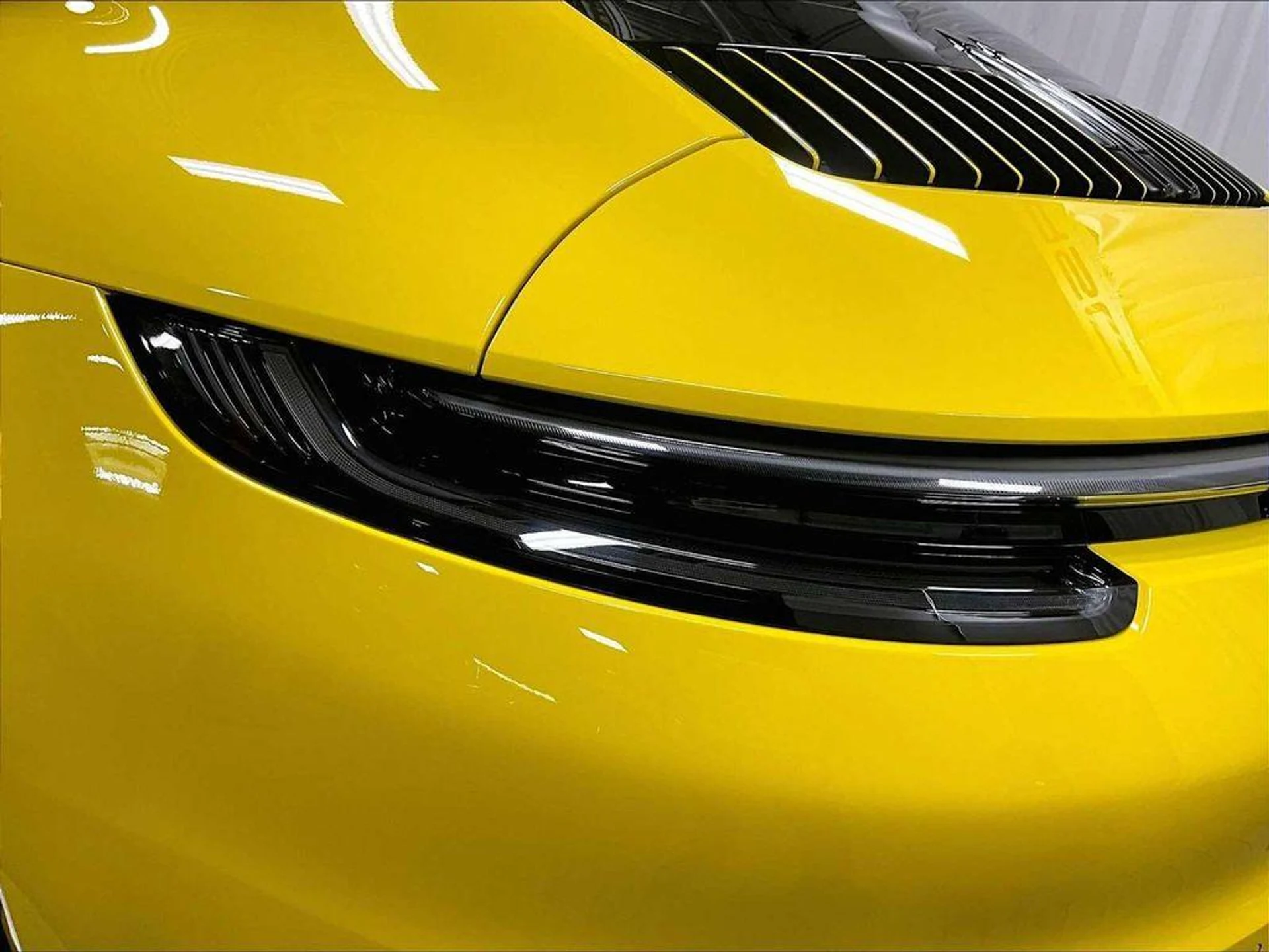 mph030_1985712812_V_Gdj_Lr_M_Mw4_w_R_9_Mxr_T3_Gz_NMI_22dfae05c4