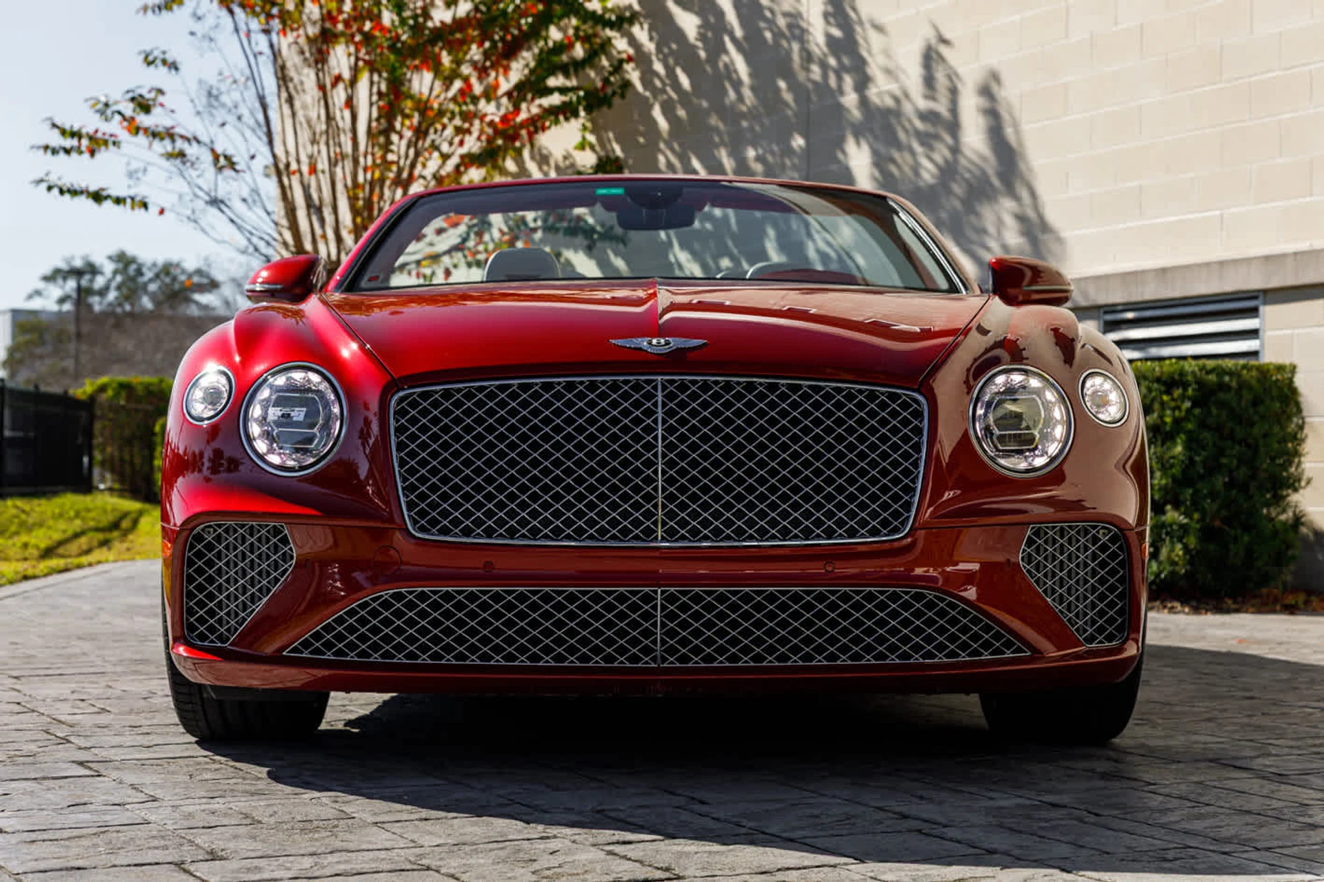 mph030_1987020811_31_b67ed92282