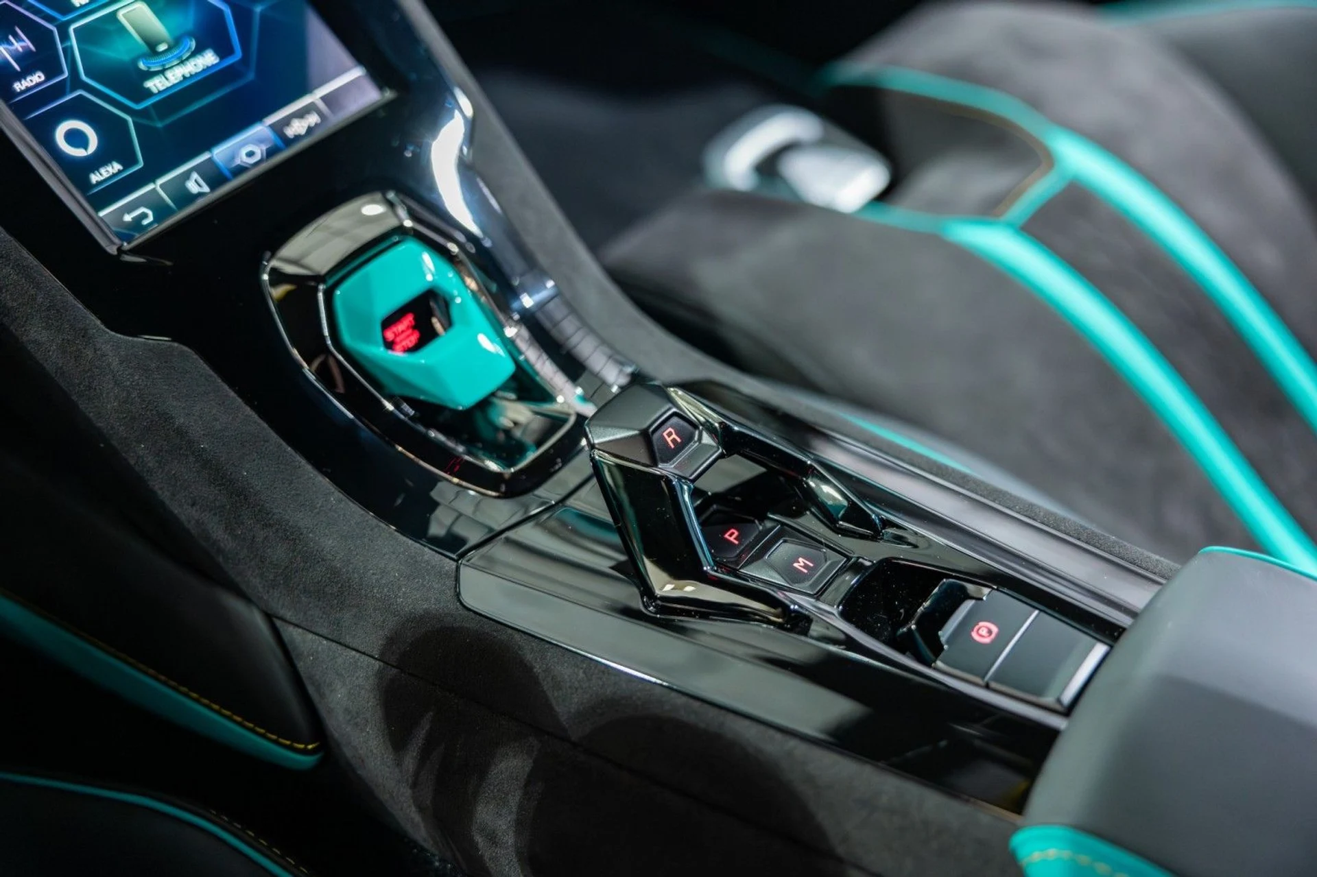 mph030_1992500815_Gw_04c0cfbf42