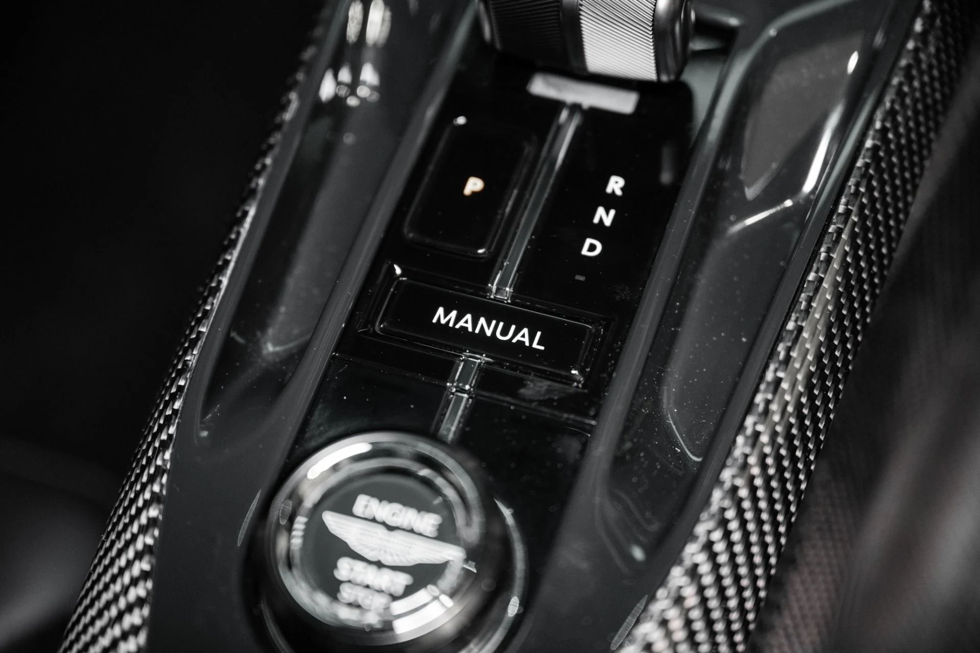 mph030_1996717728_New_2026_ASTON_MARTIN_VALHALLA_COUPE_1775321272_ff86d37a5b